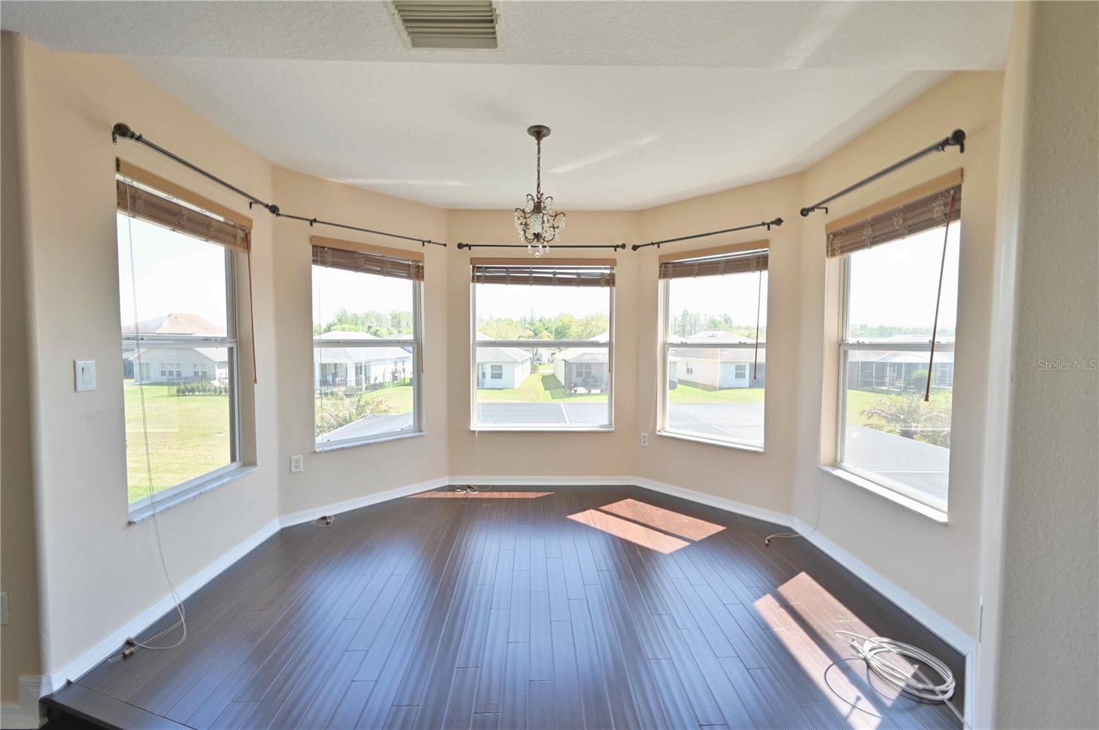 4646 POINTE O WOODS DR, WESLEY CHAPEL, FL, 33543