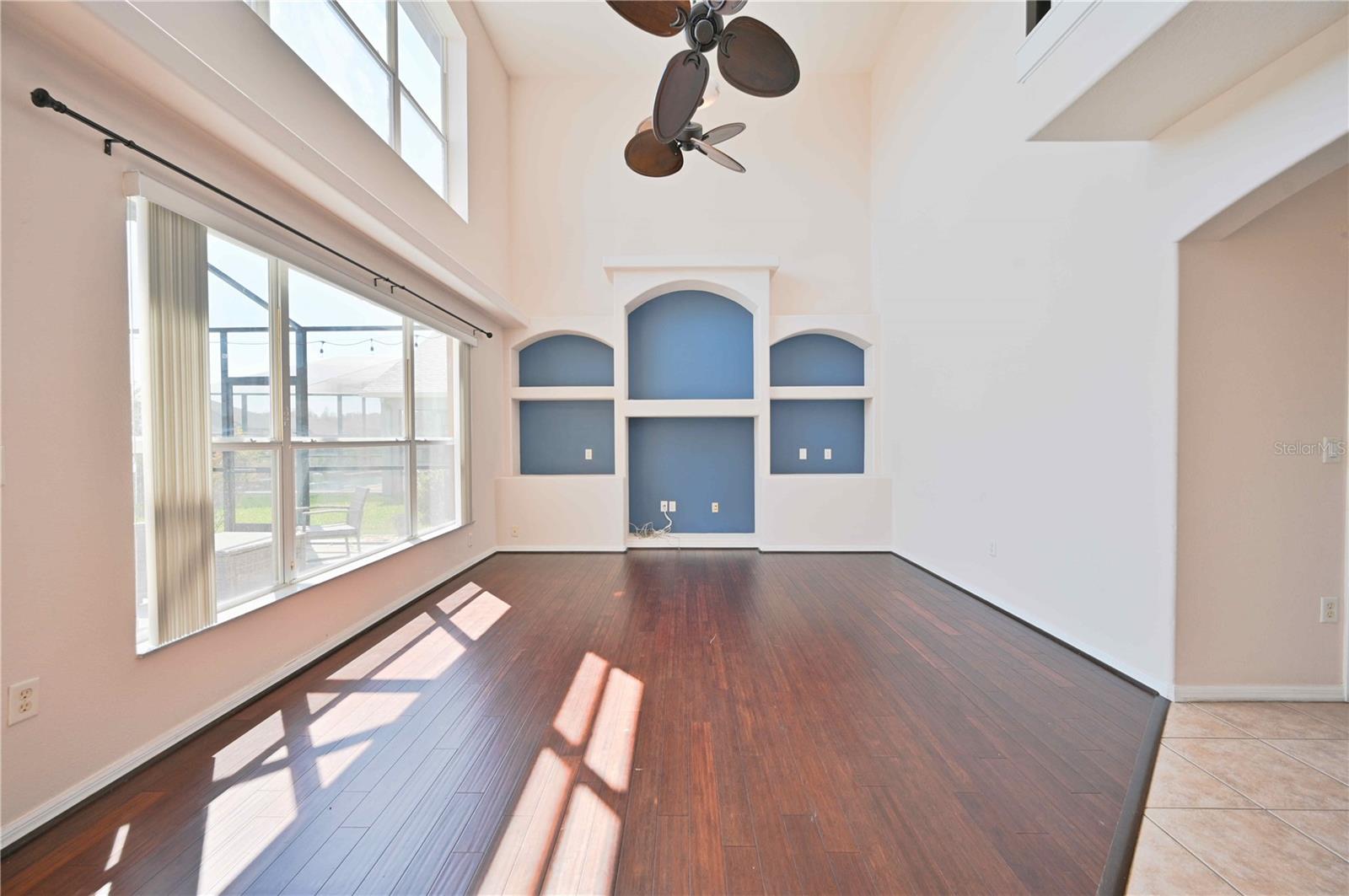 4646 POINTE O WOODS DR, WESLEY CHAPEL, FL, 33543