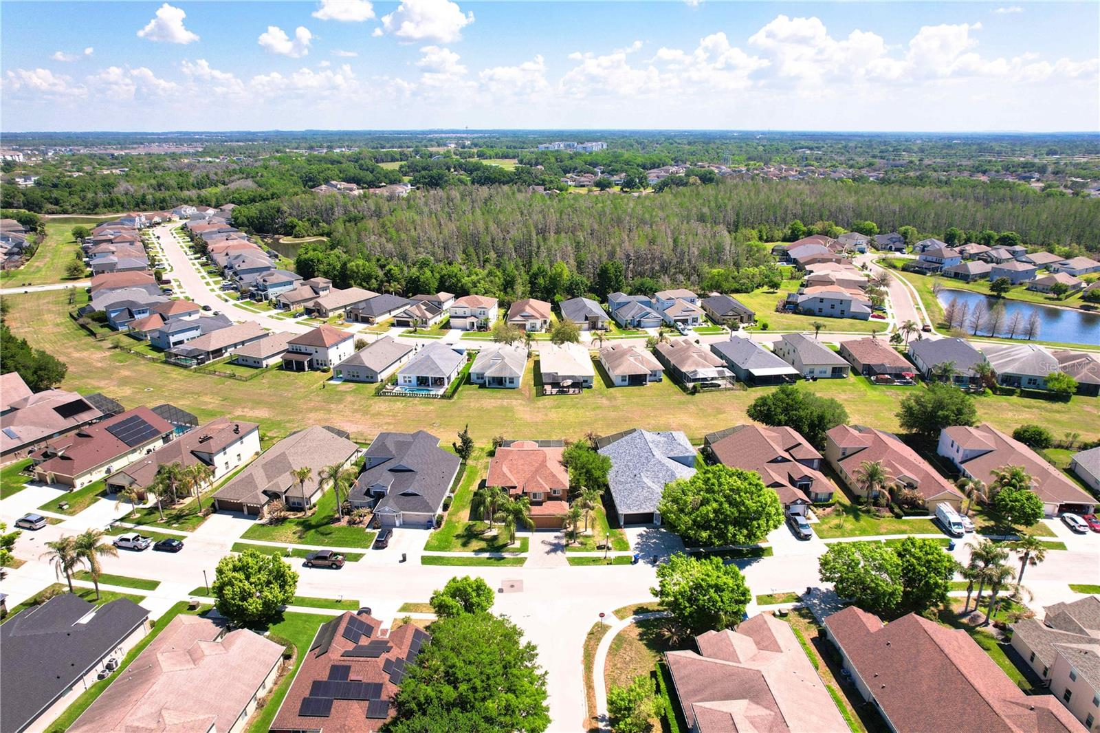 4646 POINTE O WOODS DR, WESLEY CHAPEL, FL, 33543