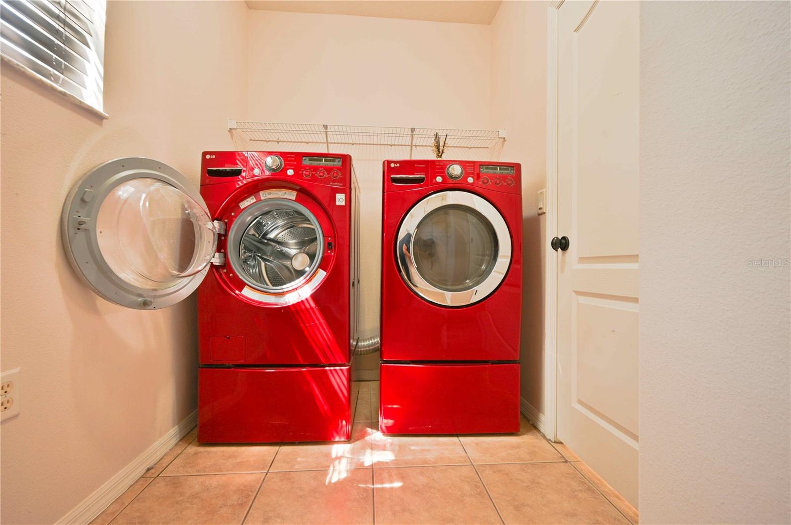 4646 POINTE O WOODS DR, WESLEY CHAPEL, FL, 33543