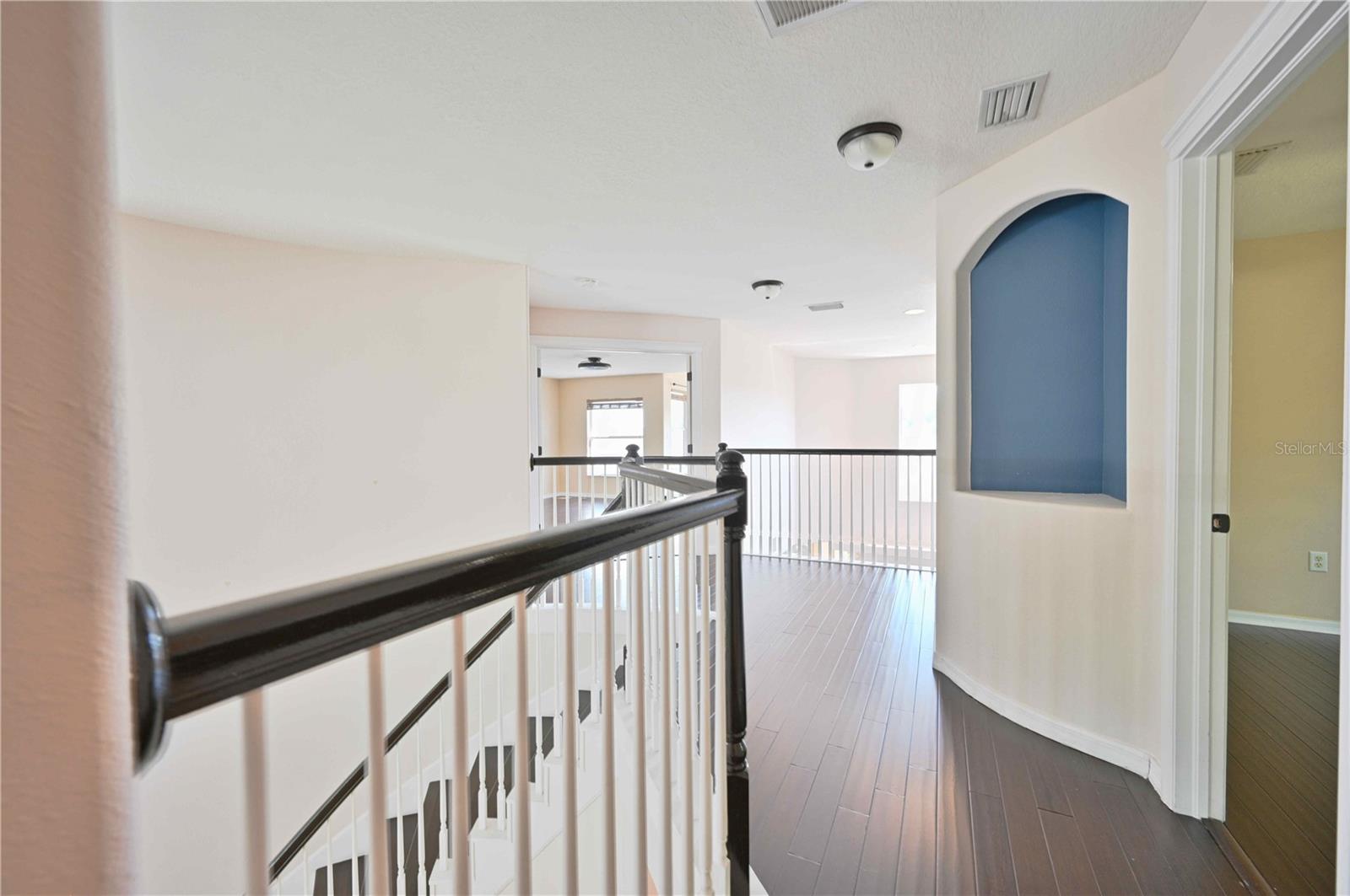 4646 POINTE O WOODS DR, WESLEY CHAPEL, FL, 33543