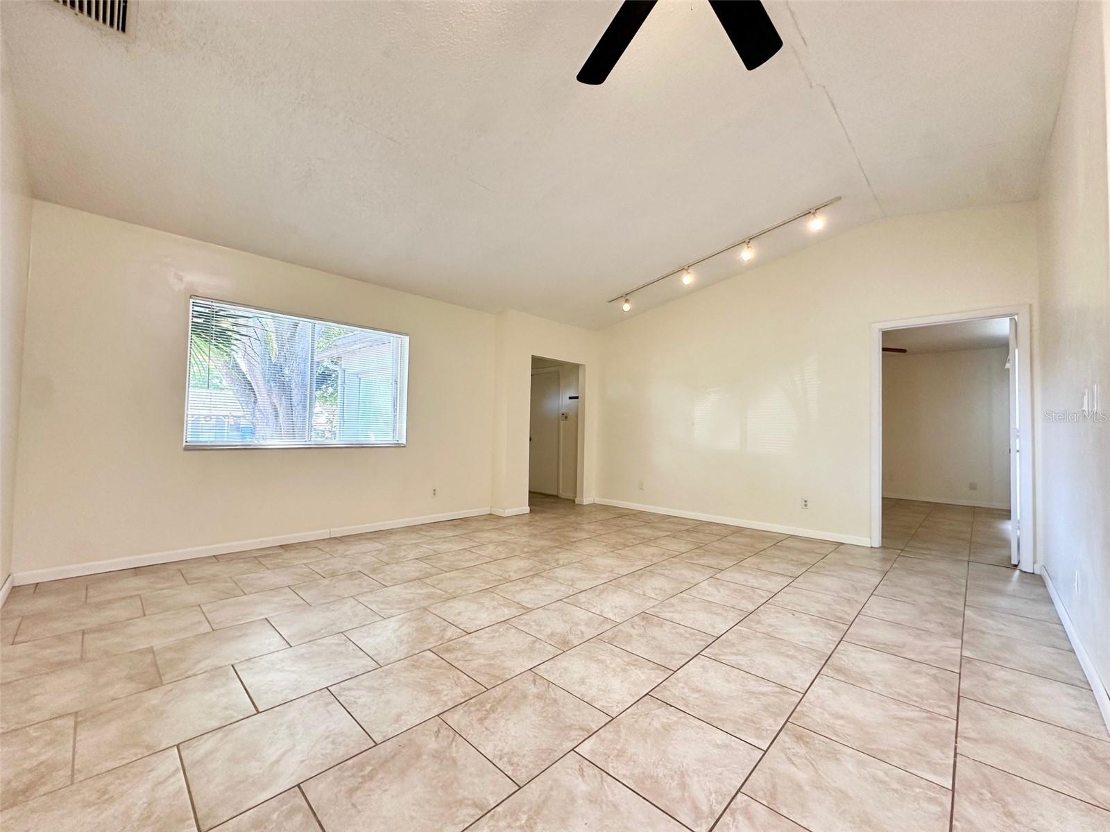 9099 108TH AVE, SEMINOLE, FL, 33777