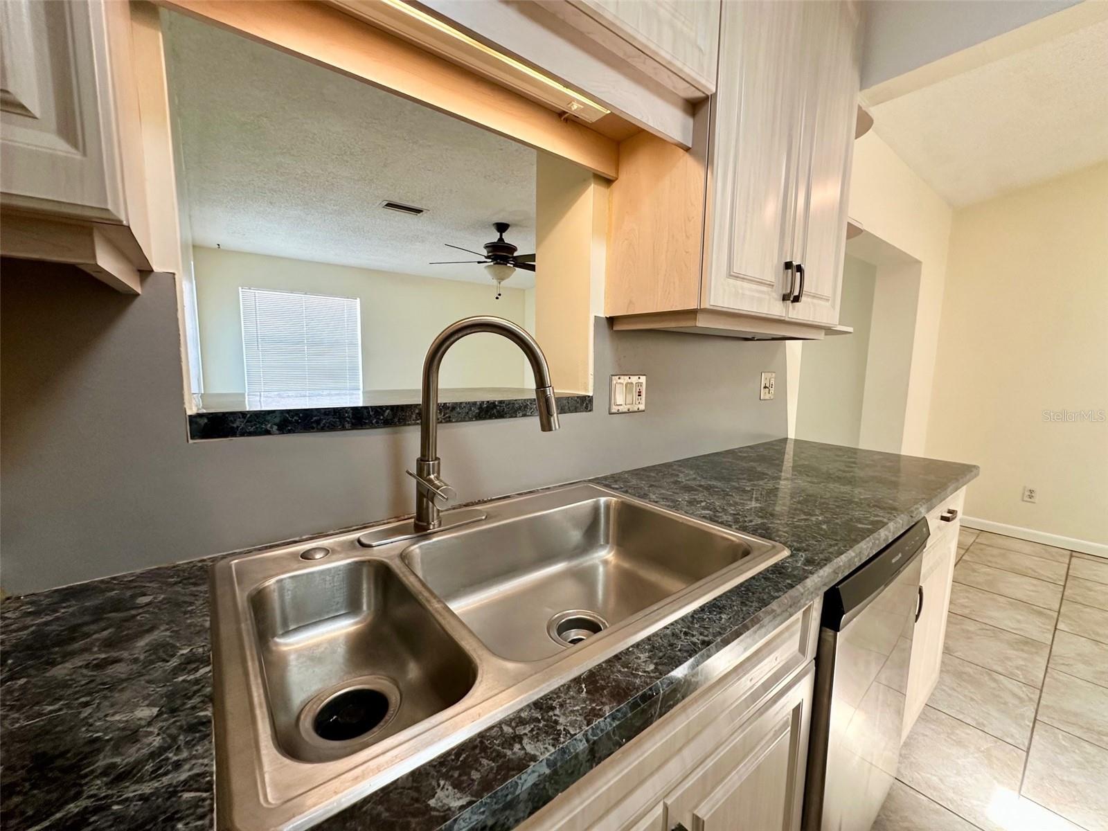 9099 108TH AVE, SEMINOLE, FL, 33777