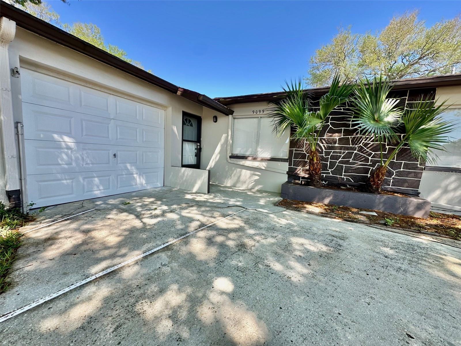 9099 108TH AVE, SEMINOLE, FL, 33777