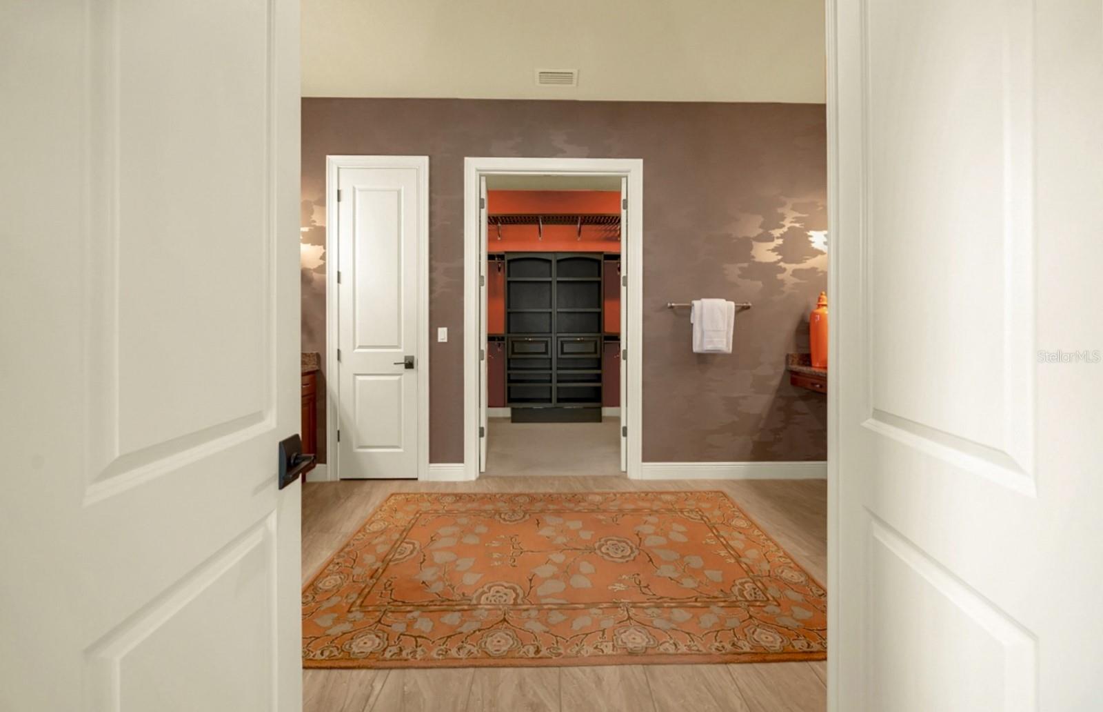 300 LAMBERTON LN, DELAND, FL, 32724