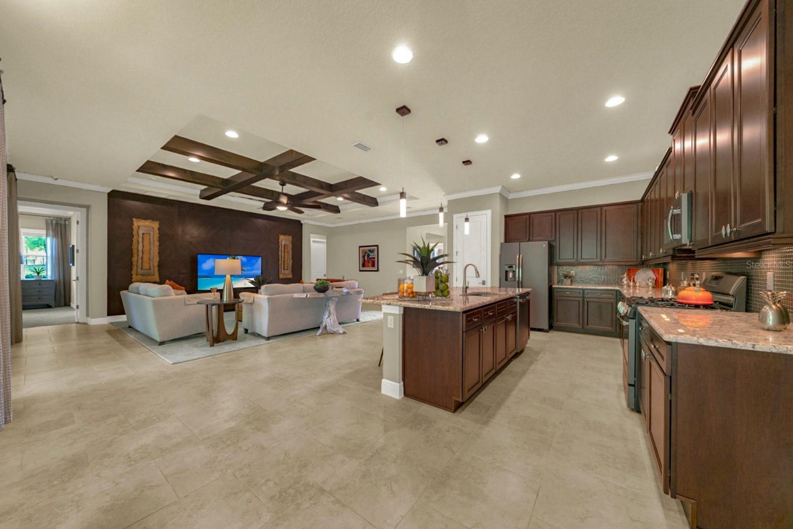 300 LAMBERTON LN, DELAND, FL, 32724