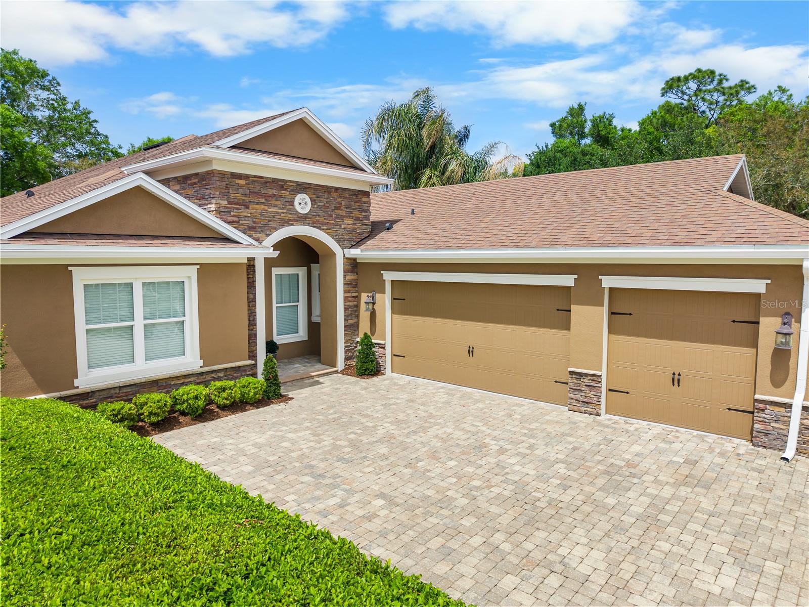 300 LAMBERTON LN, DELAND, FL, 32724