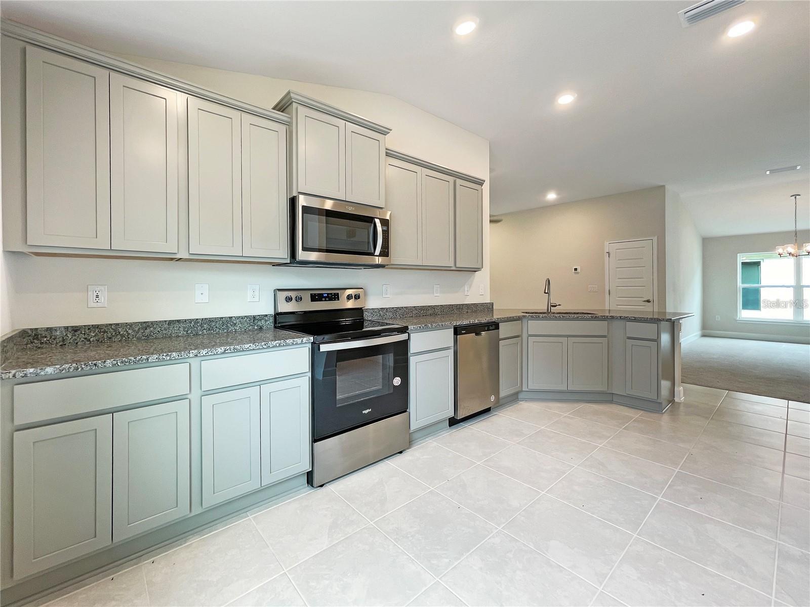 1639 ANN ROSE WAY, LEESBURG, FL, 34748