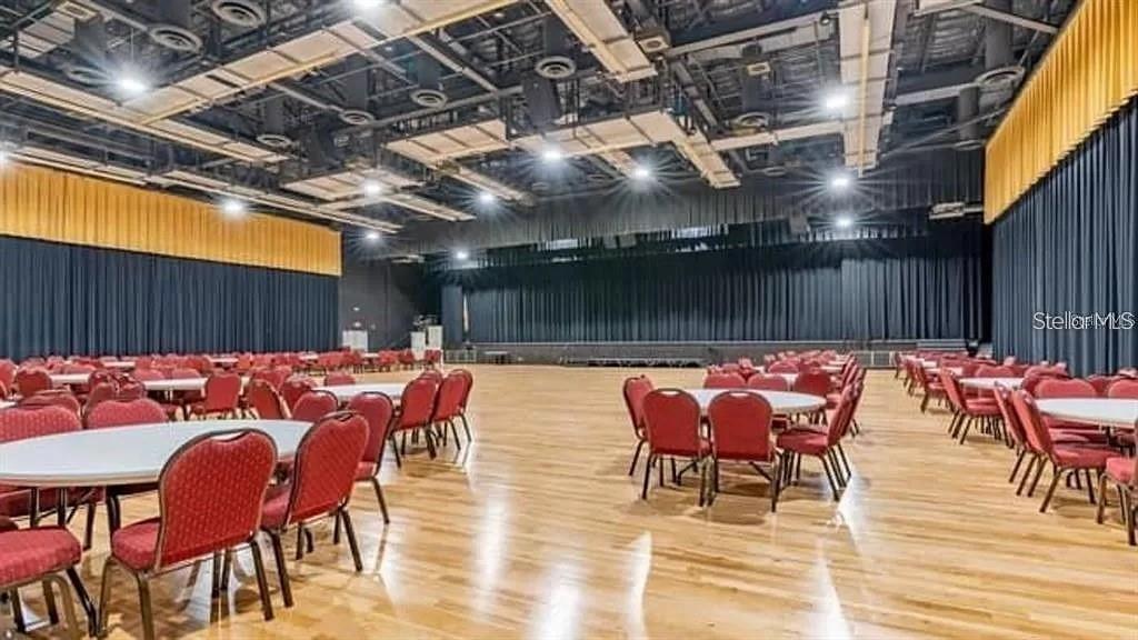 401 DE GRASSE PL #18, SUN CITY CENTER, FL, 33573