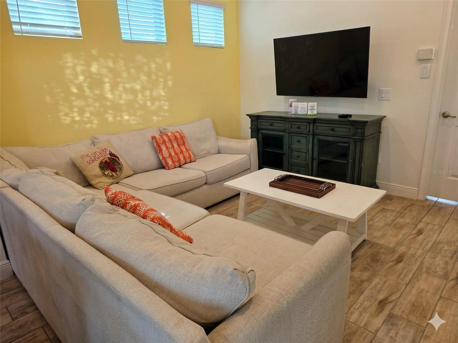 8090 KNEE DEEP RD, KISSIMMEE, FL, 34747