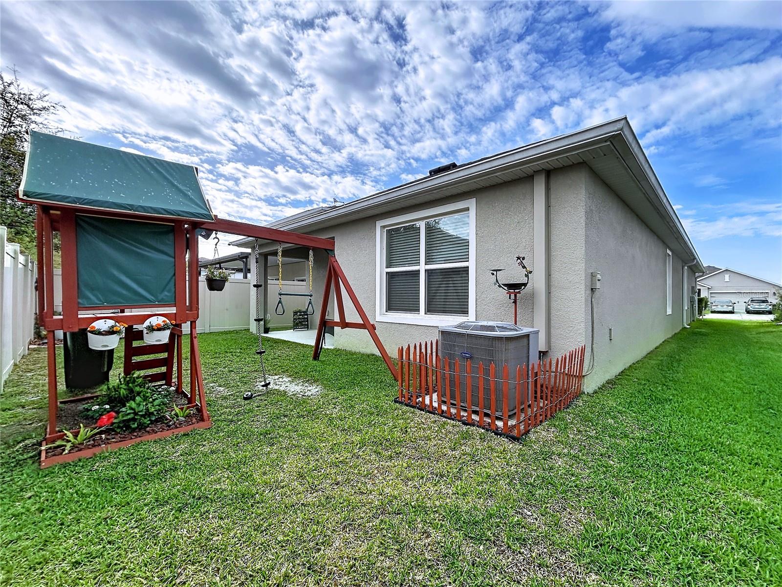 32753 PEZ LANDING LN, WESLEY CHAPEL, FL, 33543