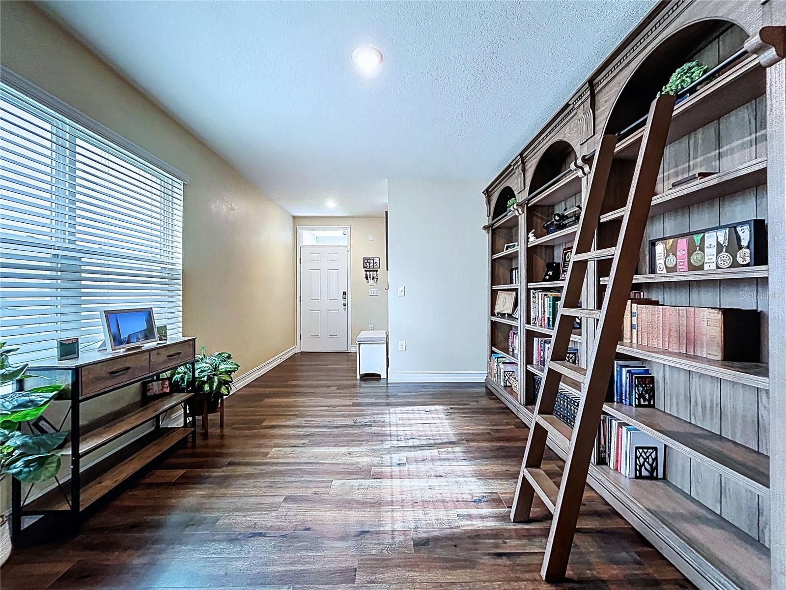 32753 PEZ LANDING LN, WESLEY CHAPEL, FL, 33543