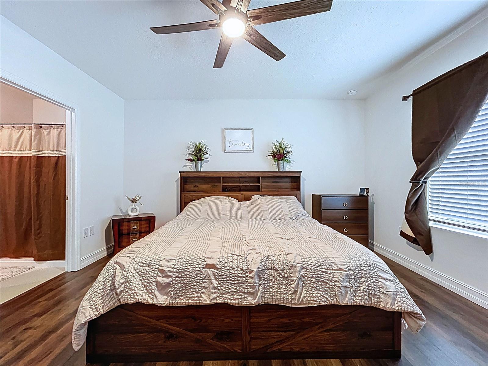 32753 PEZ LANDING LN, WESLEY CHAPEL, FL, 33543