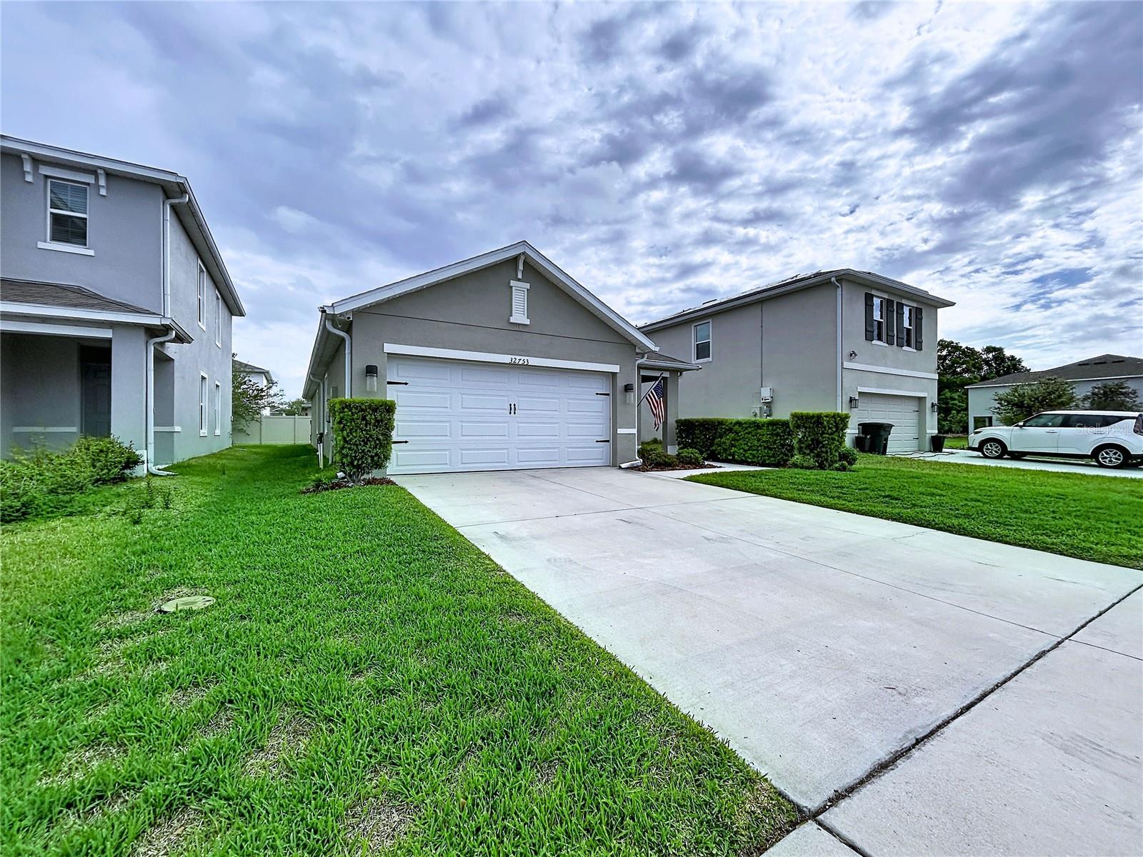 32753 PEZ LANDING LN, WESLEY CHAPEL, FL, 33543