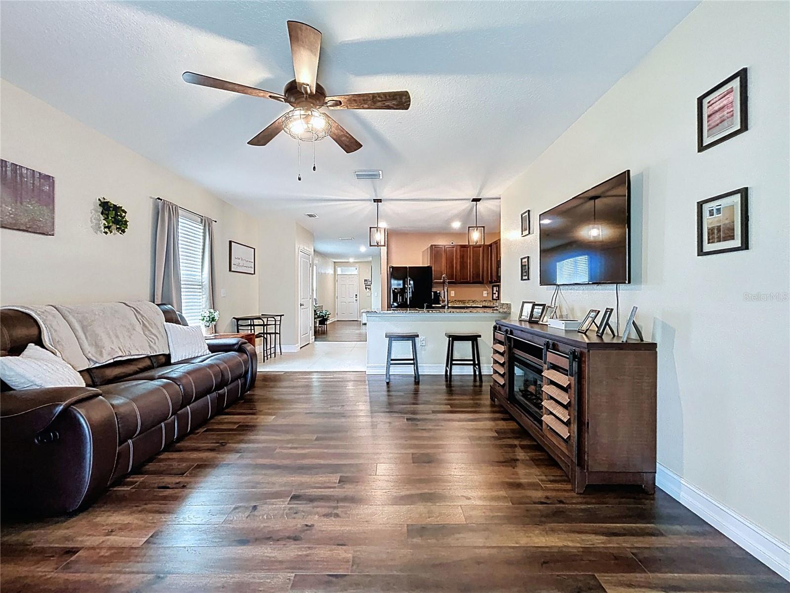 32753 PEZ LANDING LN, WESLEY CHAPEL, FL, 33543
