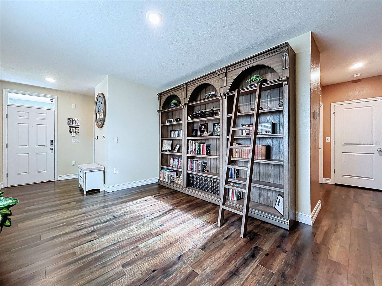 32753 PEZ LANDING LN, WESLEY CHAPEL, FL, 33543