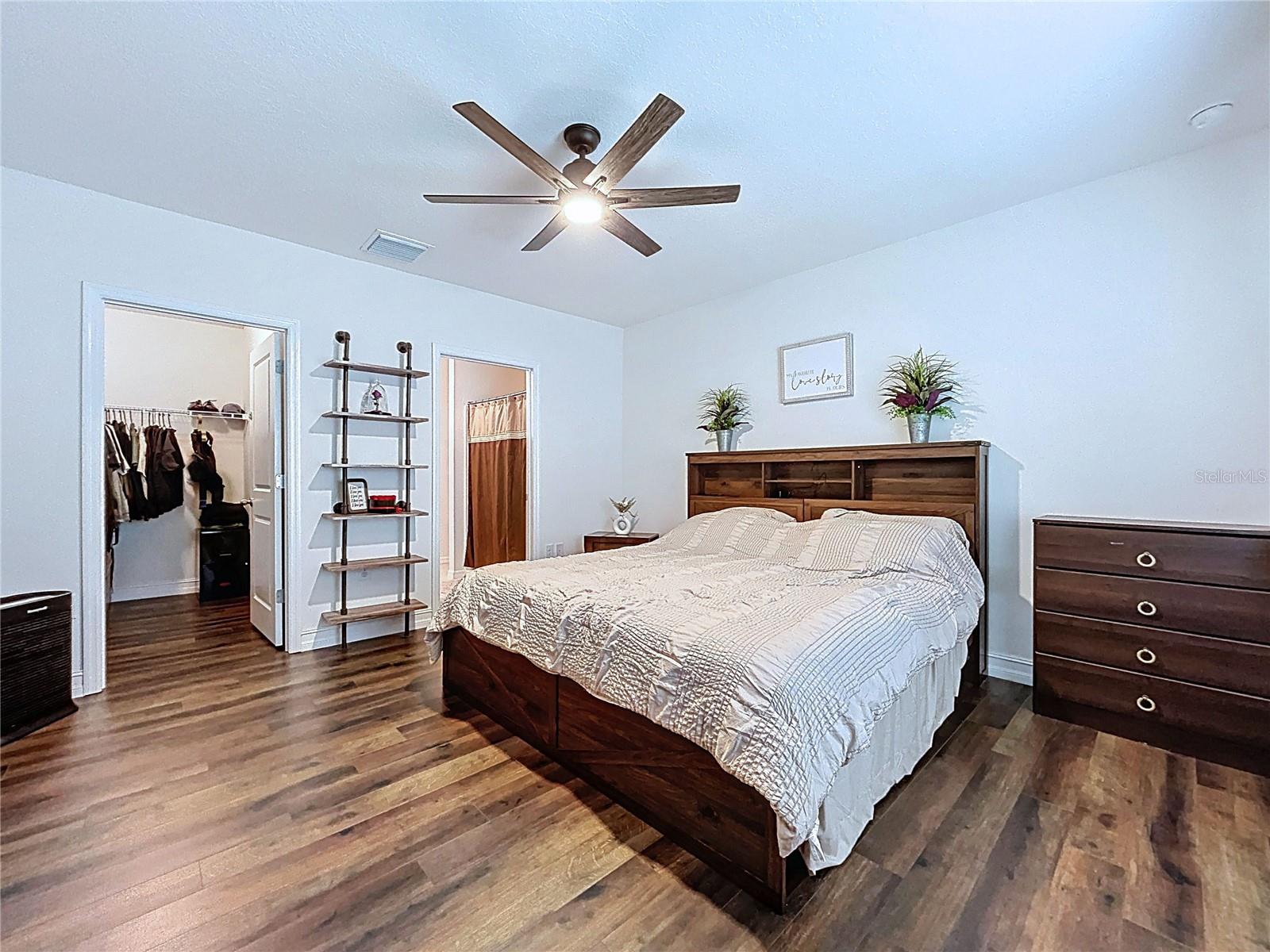 32753 PEZ LANDING LN, WESLEY CHAPEL, FL, 33543