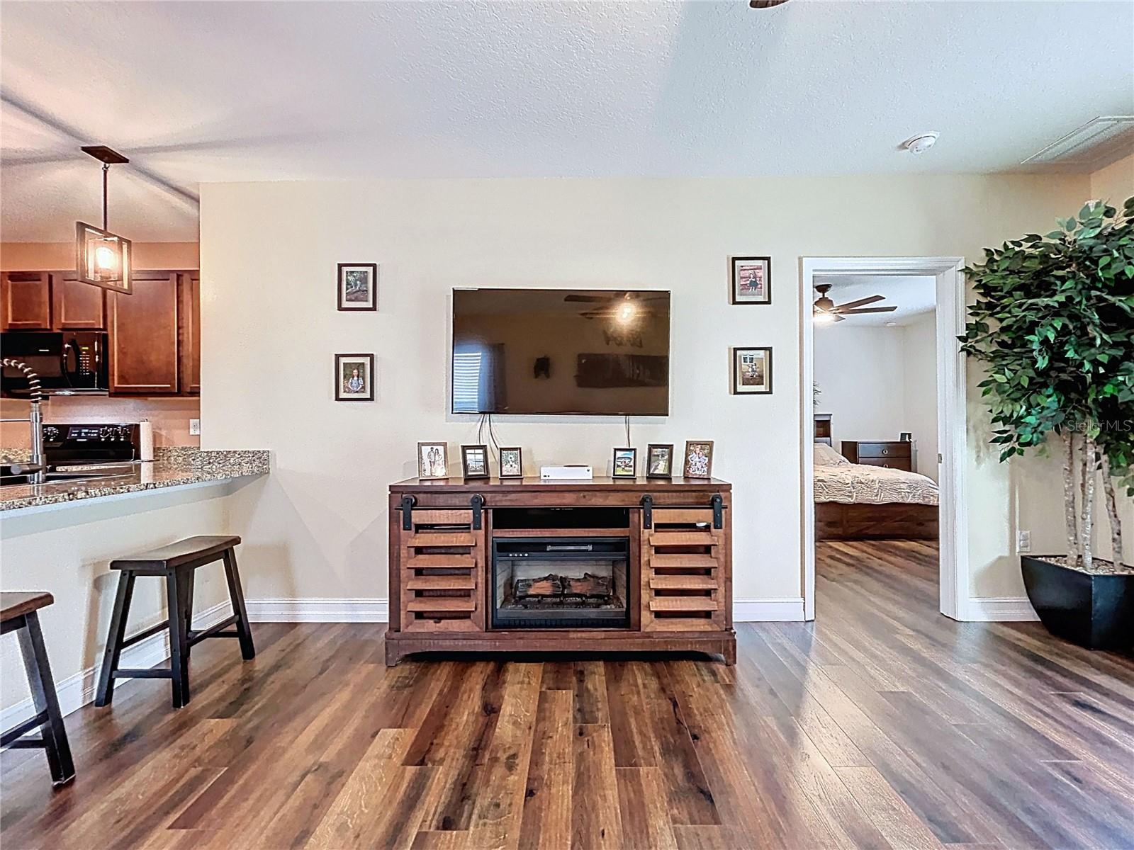 32753 PEZ LANDING LN, WESLEY CHAPEL, FL, 33543