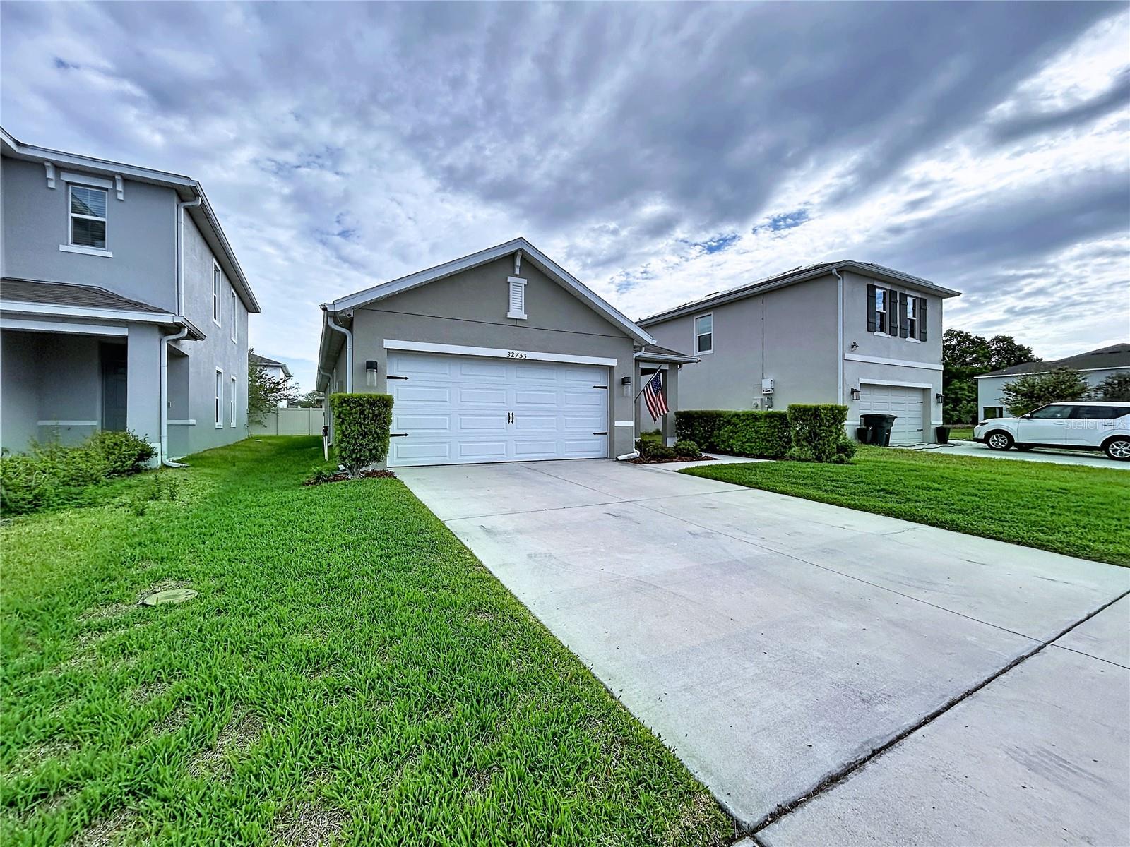 32753 PEZ LANDING LN, WESLEY CHAPEL, FL, 33543