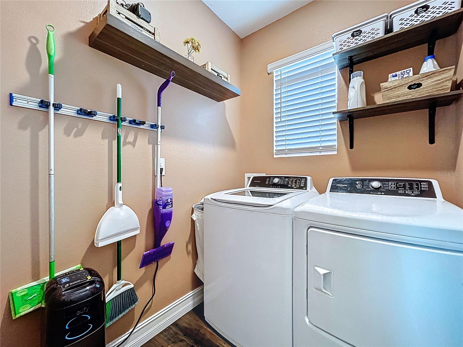 32753 PEZ LANDING LN, WESLEY CHAPEL, FL, 33543