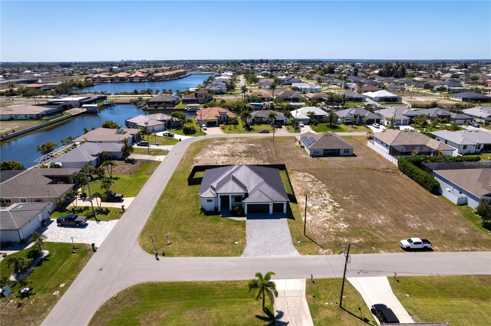 3300 NW 1ST TER, CAPE CORAL, FL, 33993