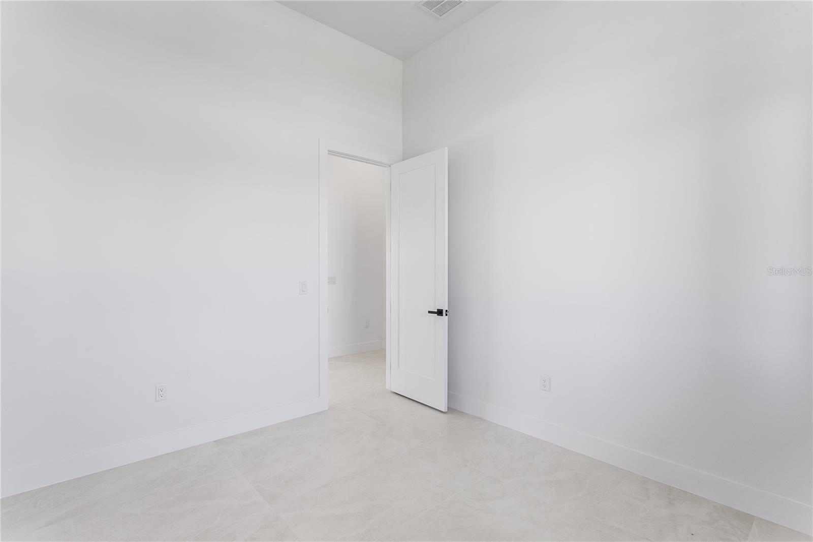 3300 NW 1ST TER, CAPE CORAL, FL, 33993
