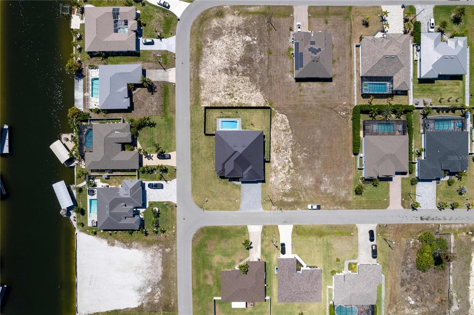 3300 NW 1ST TER, CAPE CORAL, FL, 33993