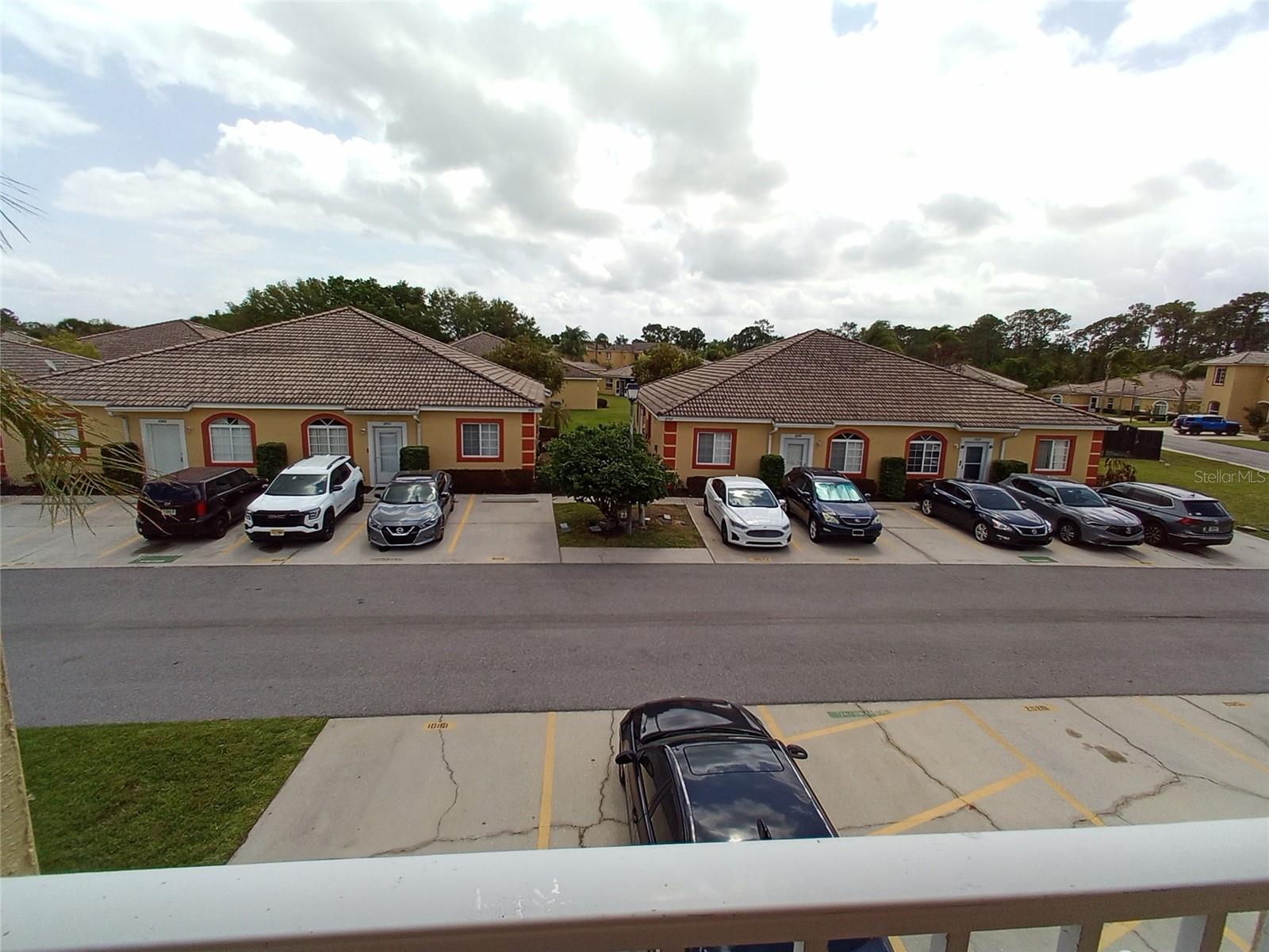 15201 INDIAN CREEK DR #B, KISSIMMEE, FL, 34759