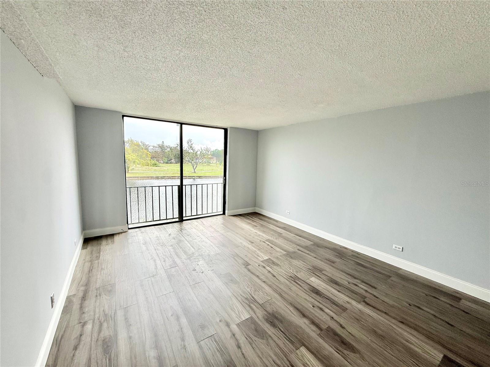 3760 INVERRARY DR #2M, LAUDERHILL, FL, 33319