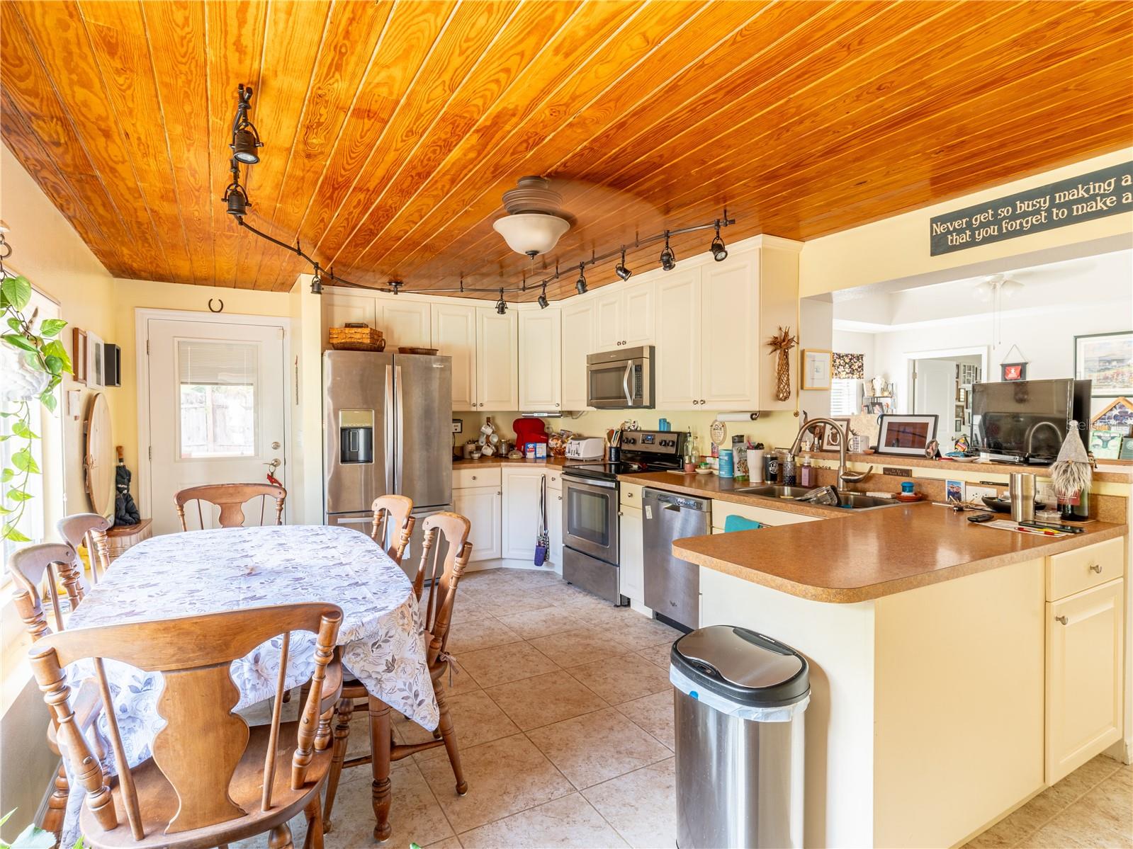 135 W TRADE WINDS RD, WINTER SPRINGS, FL, 32708