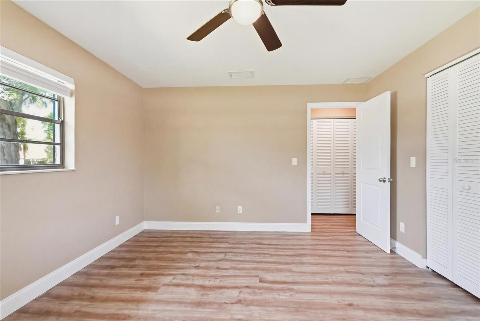 7101 FAIRWAY BEND CIR, SARASOTA, FL, 34243