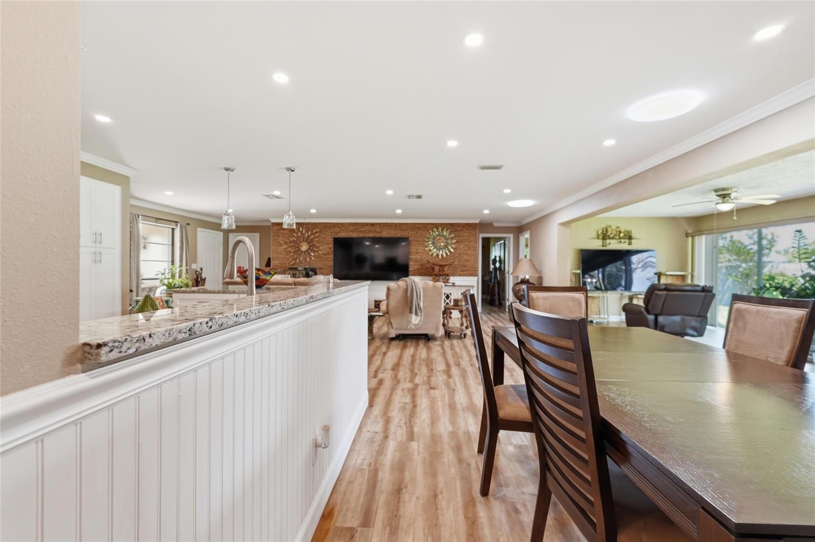 7101 FAIRWAY BEND CIR, SARASOTA, FL, 34243