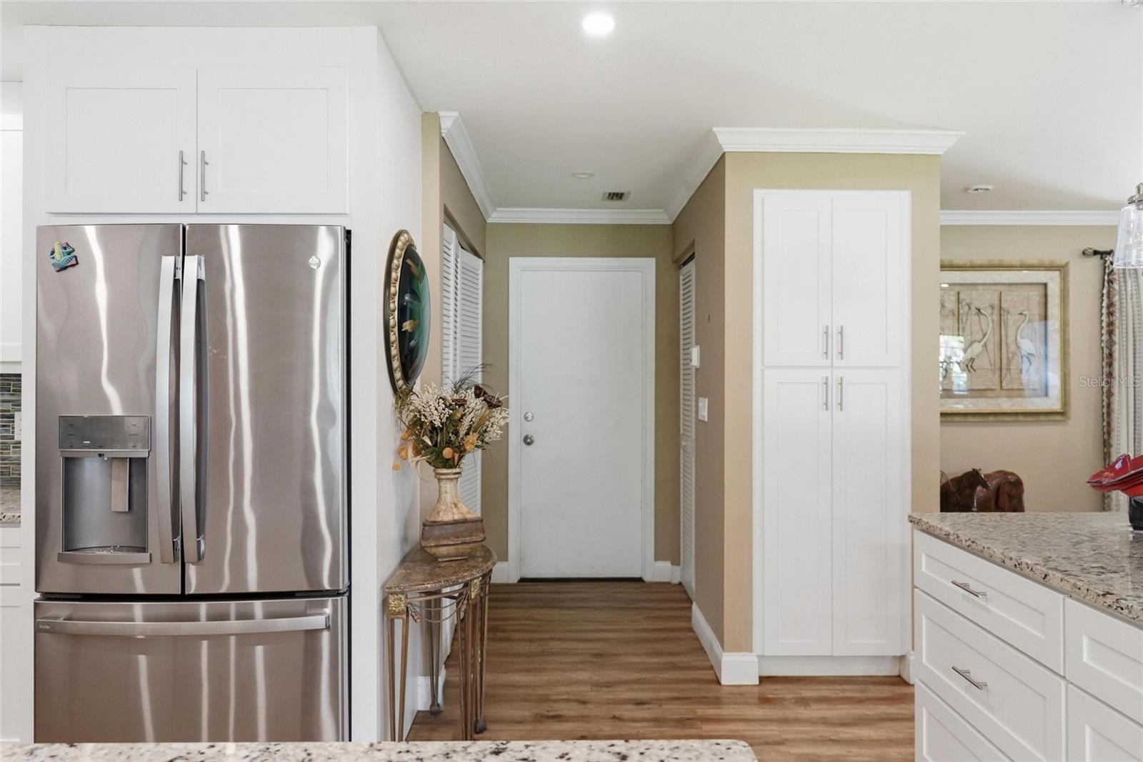 7101 FAIRWAY BEND CIR, SARASOTA, FL, 34243