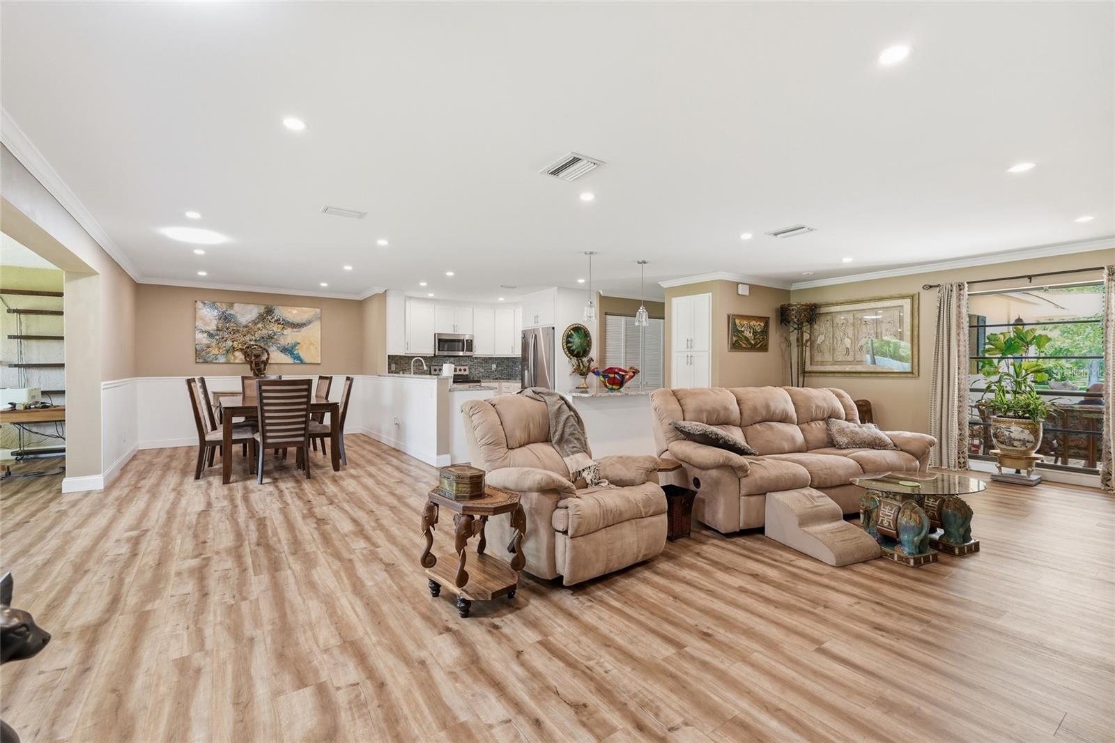 7101 FAIRWAY BEND CIR, SARASOTA, FL, 34243