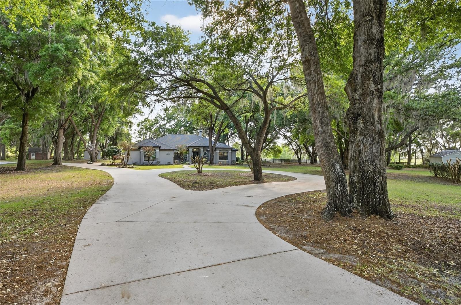 1324 OTTERS VIEW CT, FRUITLAND PARK, FL, 34731