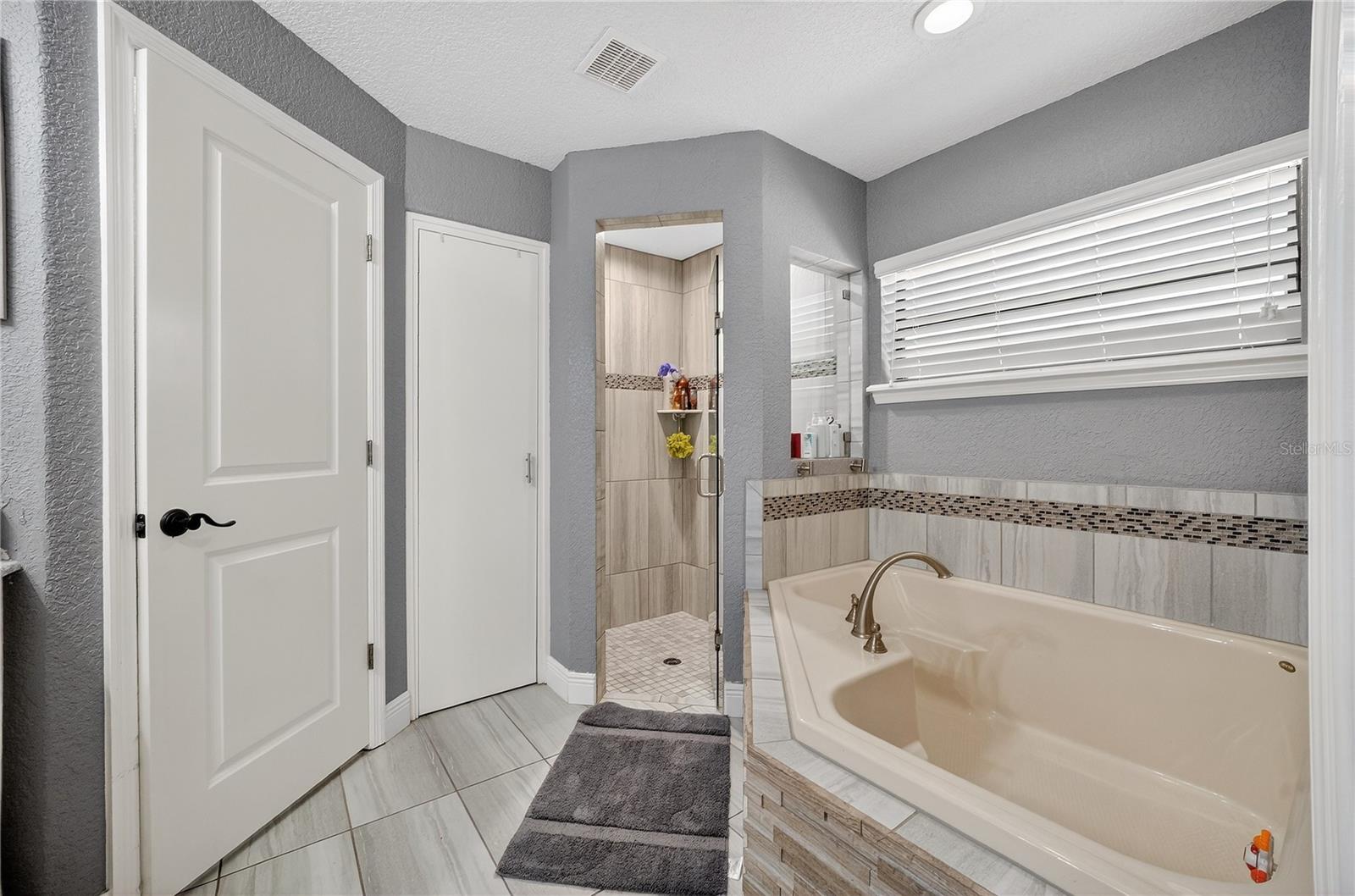 1324 OTTERS VIEW CT, FRUITLAND PARK, FL, 34731