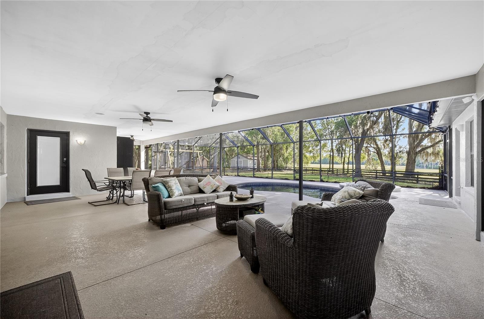 1324 OTTERS VIEW CT, FRUITLAND PARK, FL, 34731