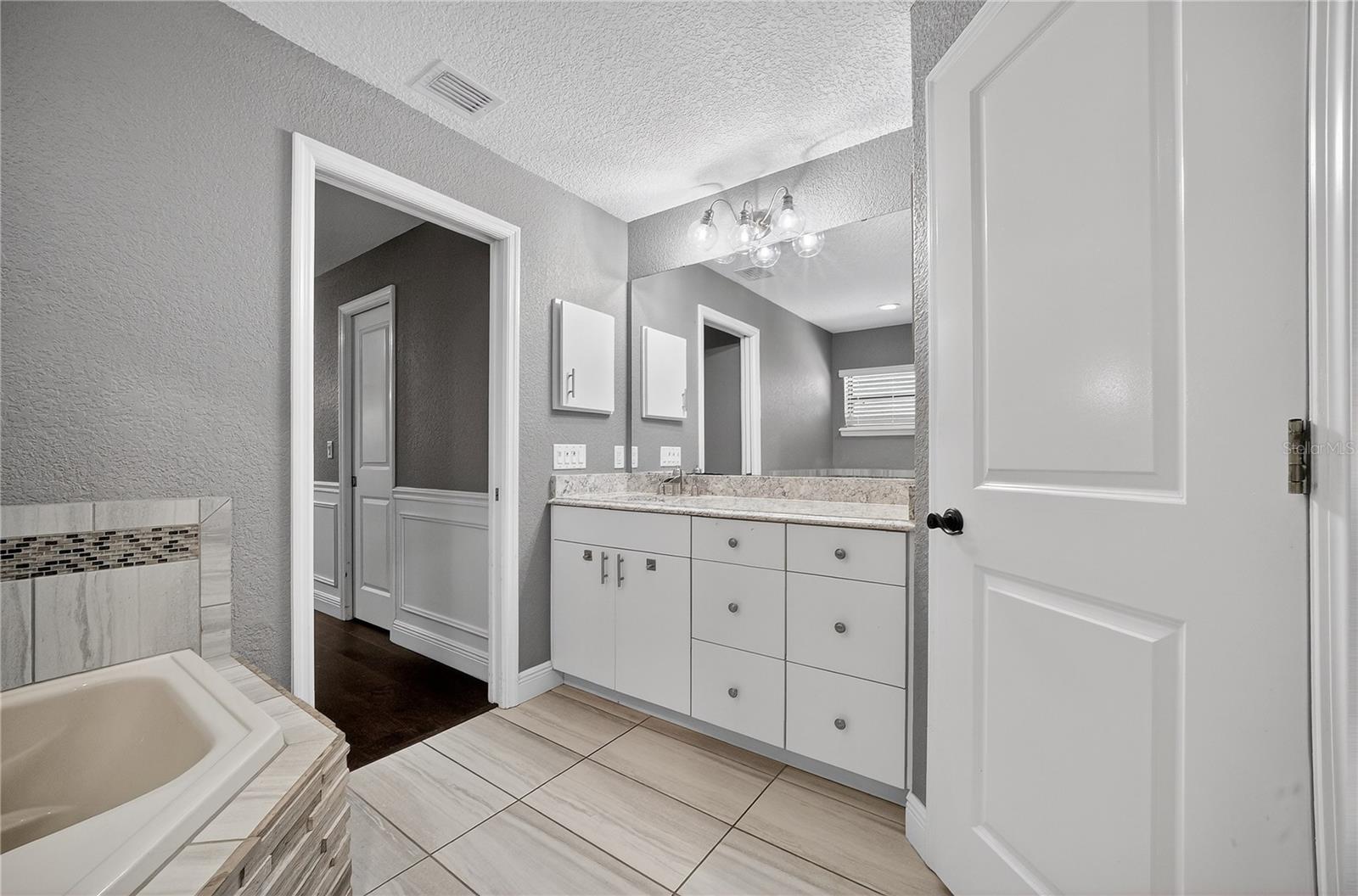 1324 OTTERS VIEW CT, FRUITLAND PARK, FL, 34731