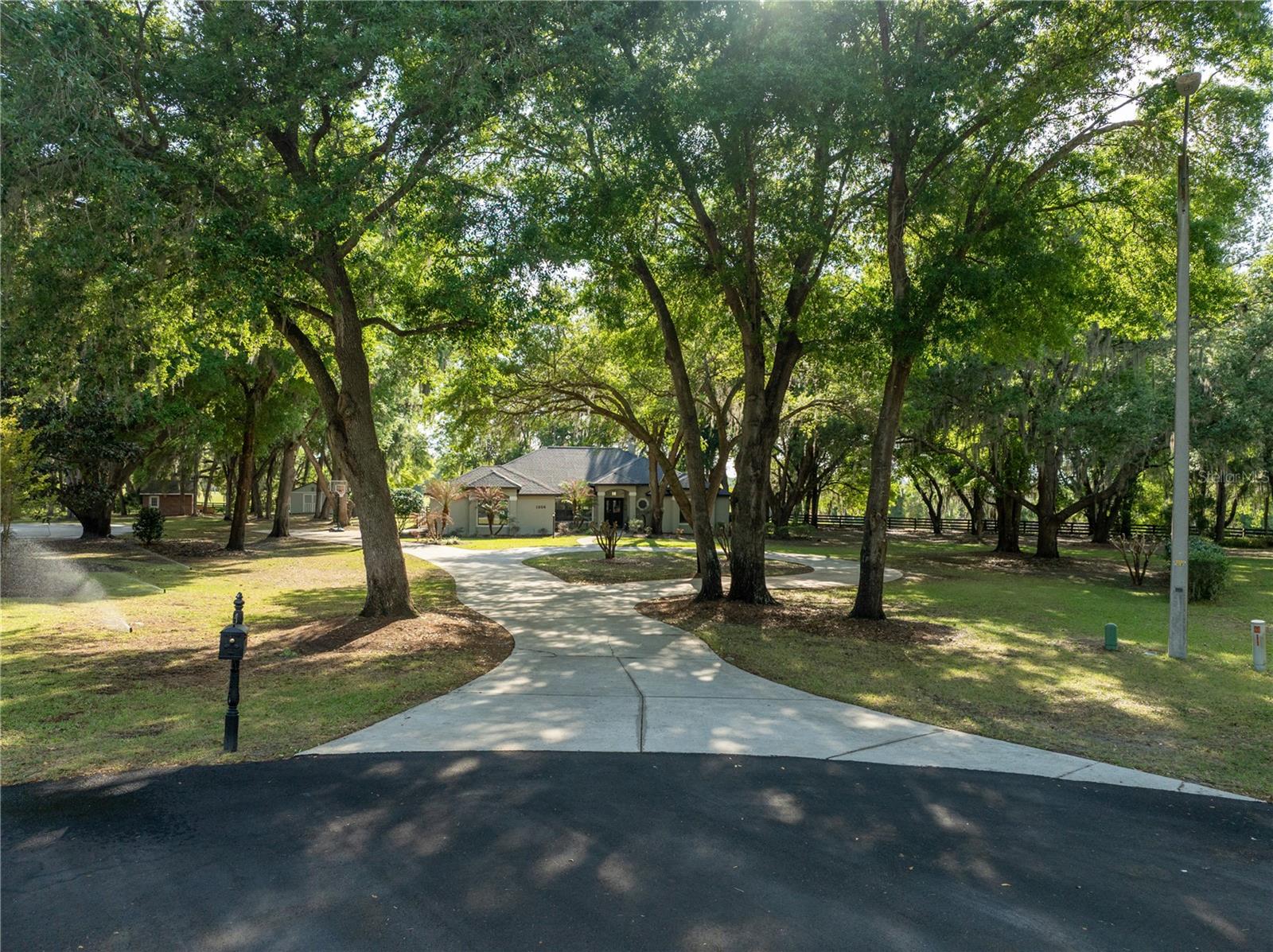 1324 OTTERS VIEW CT, FRUITLAND PARK, FL, 34731