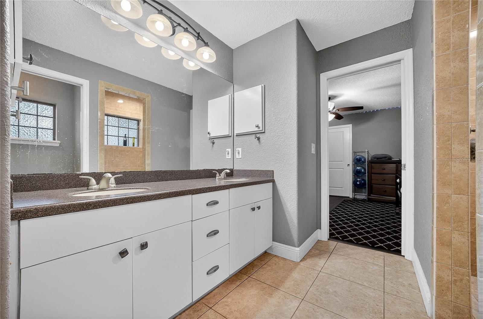 1324 OTTERS VIEW CT, FRUITLAND PARK, FL, 34731