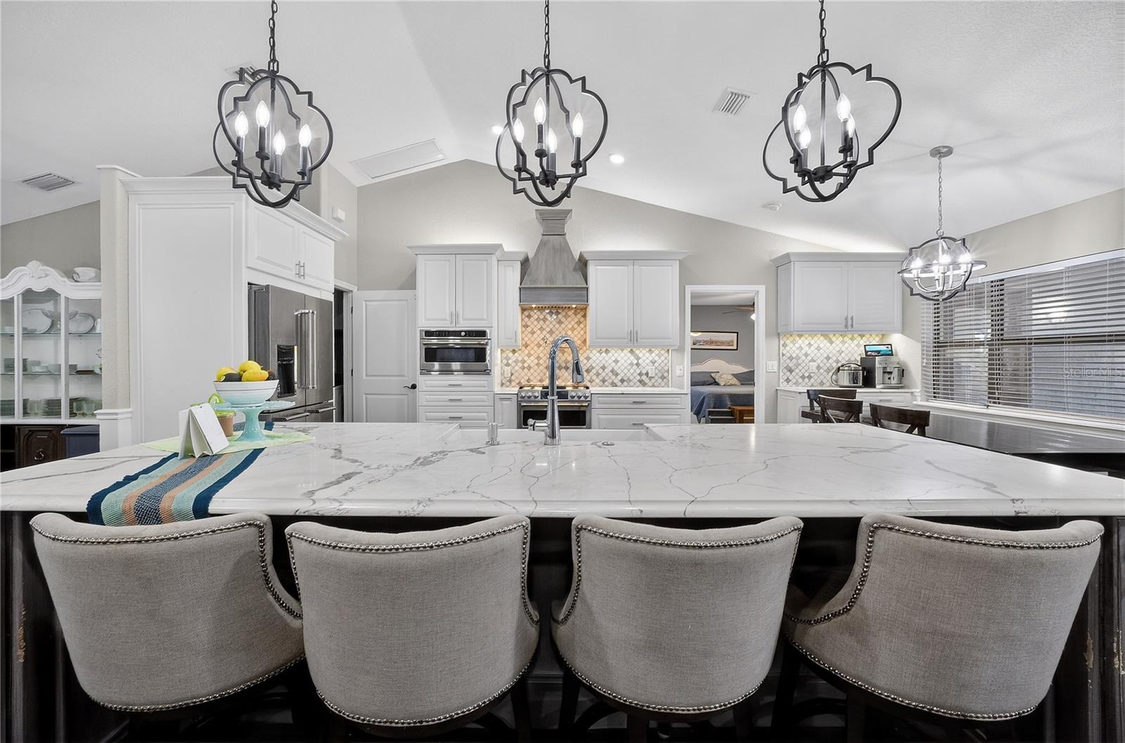 1324 OTTERS VIEW CT, FRUITLAND PARK, FL, 34731