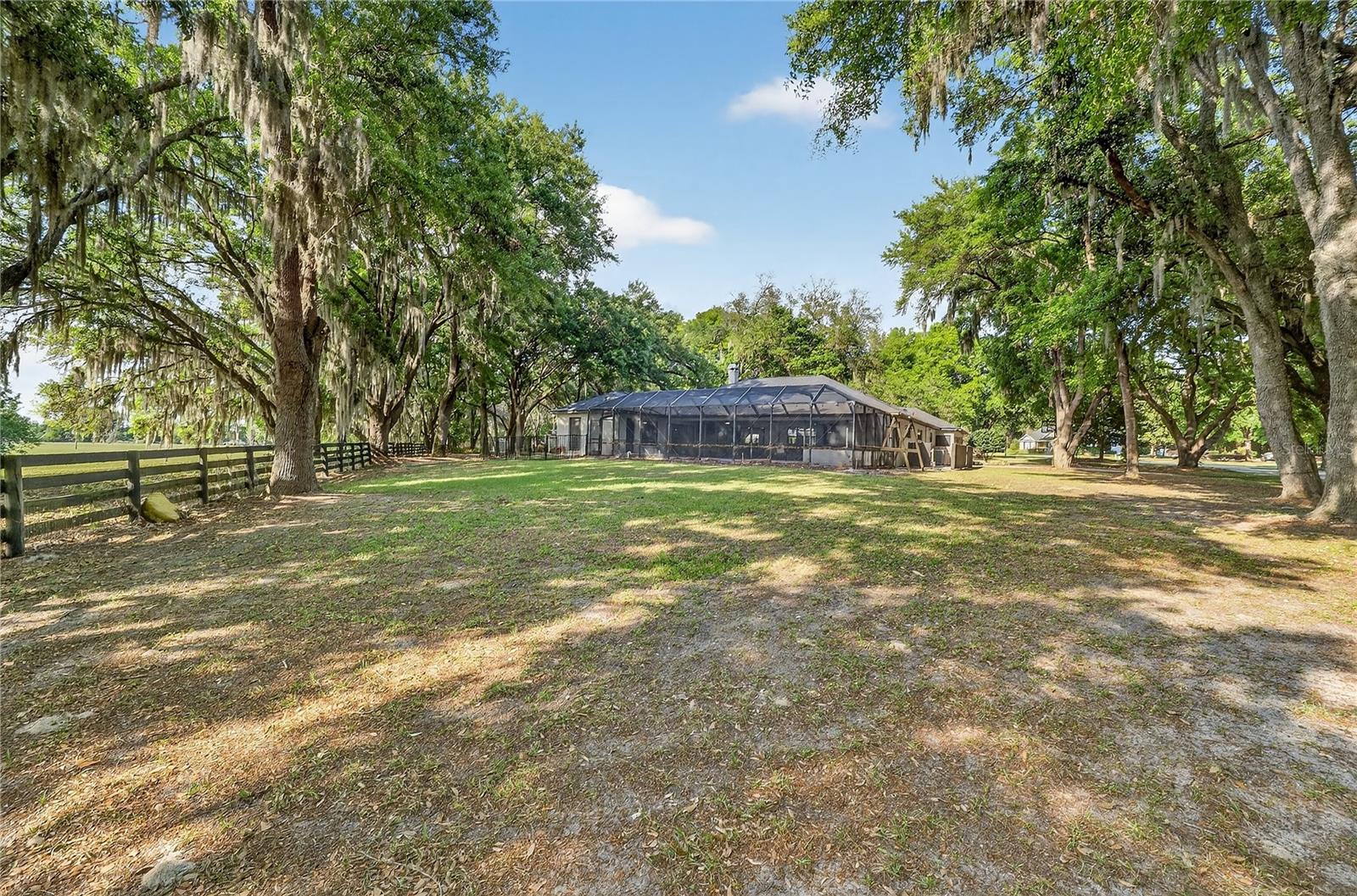 1324 OTTERS VIEW CT, FRUITLAND PARK, FL, 34731
