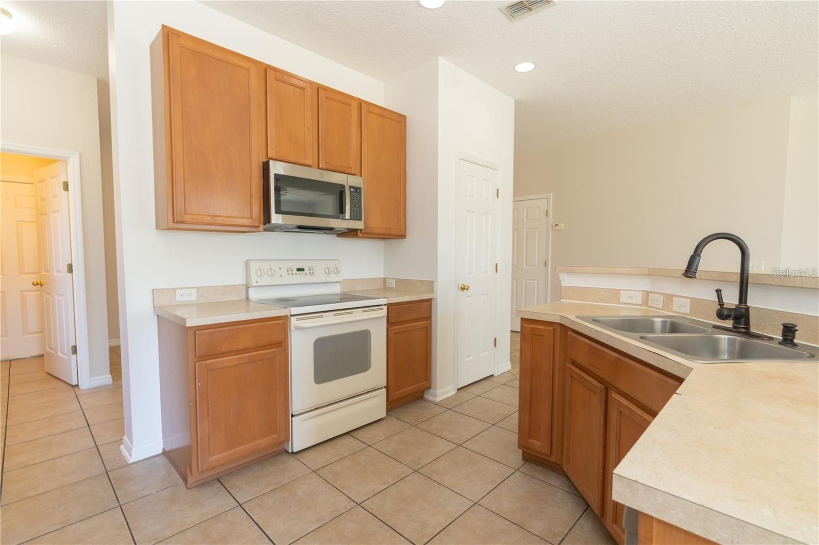 7720 BEAR CLAW RUN, ORLANDO, FL, 32825