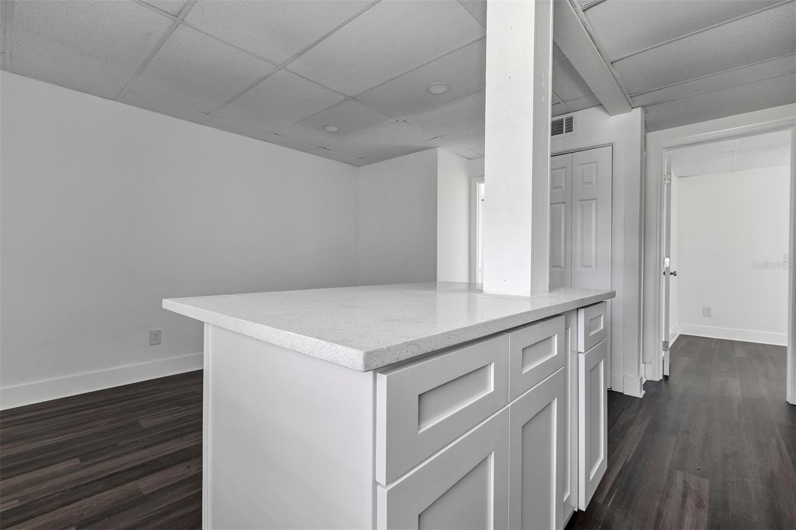 2027 1/2 30TH AVE BOTTOM UNIT N, ST PETERSBURG, FL, 33713