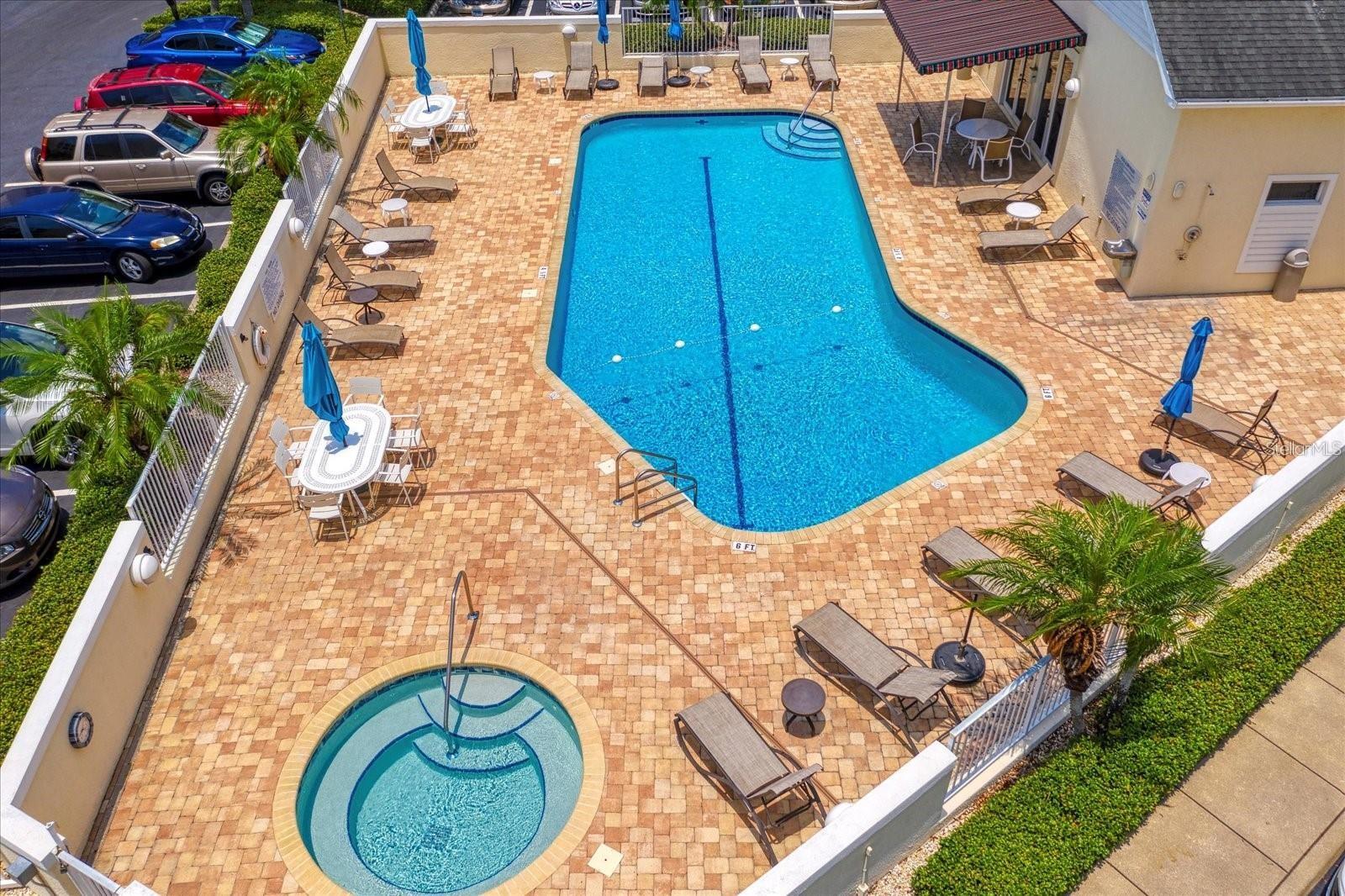 1200 COUNTRY CLUB DR #1502, LARGO, FL, 33771