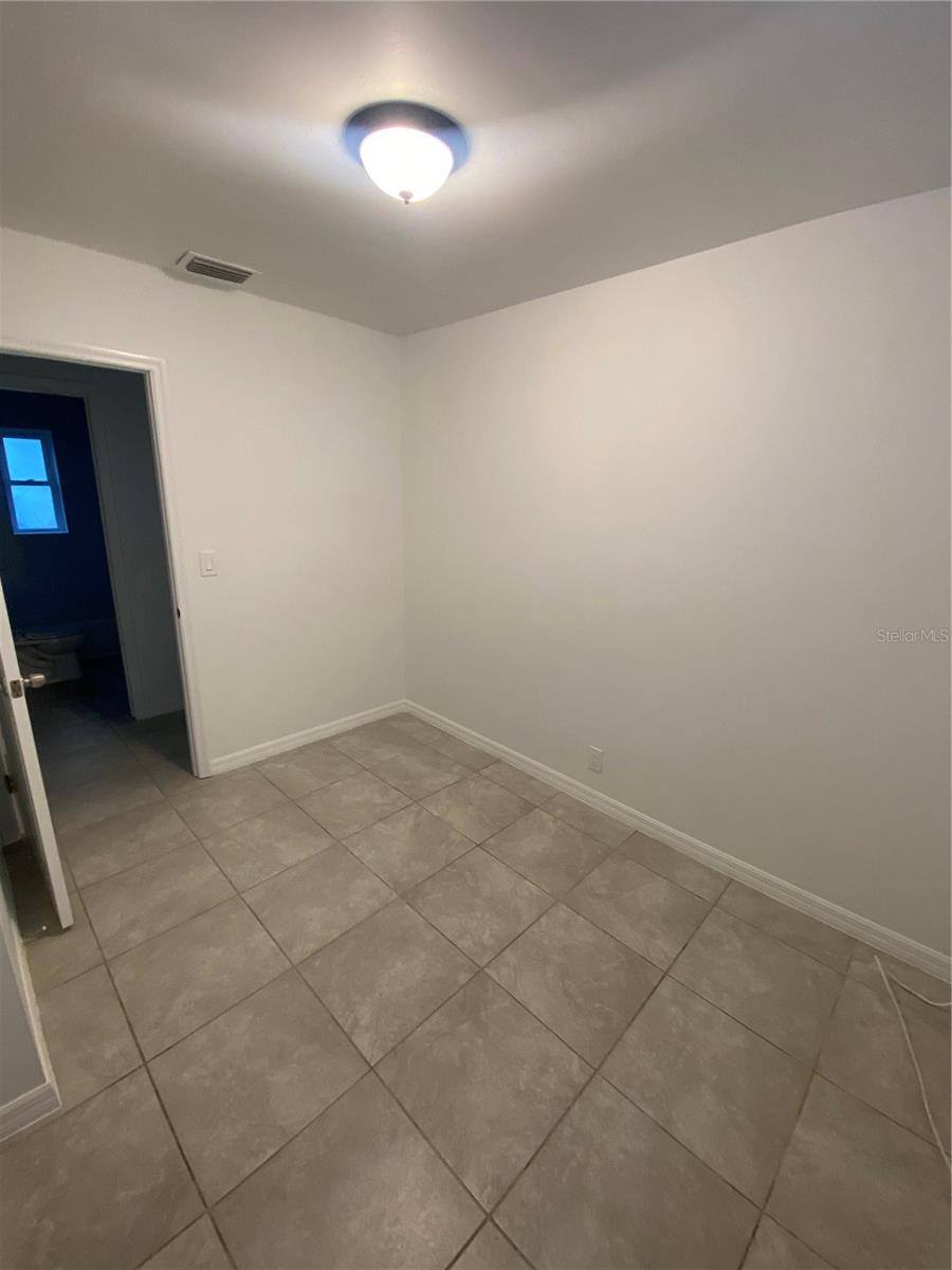 7020 BAYWOOD DR, TAMPA, FL, 33637
