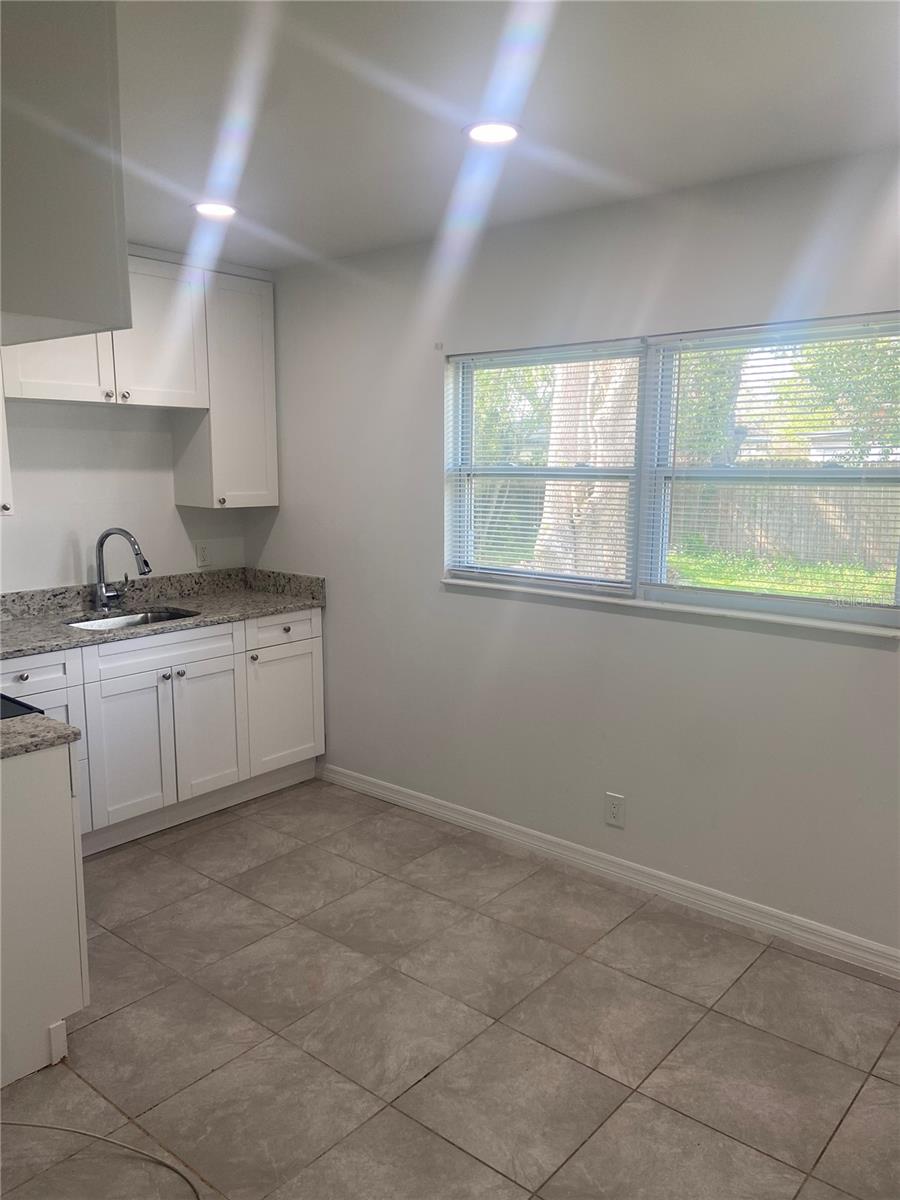 7020 BAYWOOD DR, TAMPA, FL, 33637