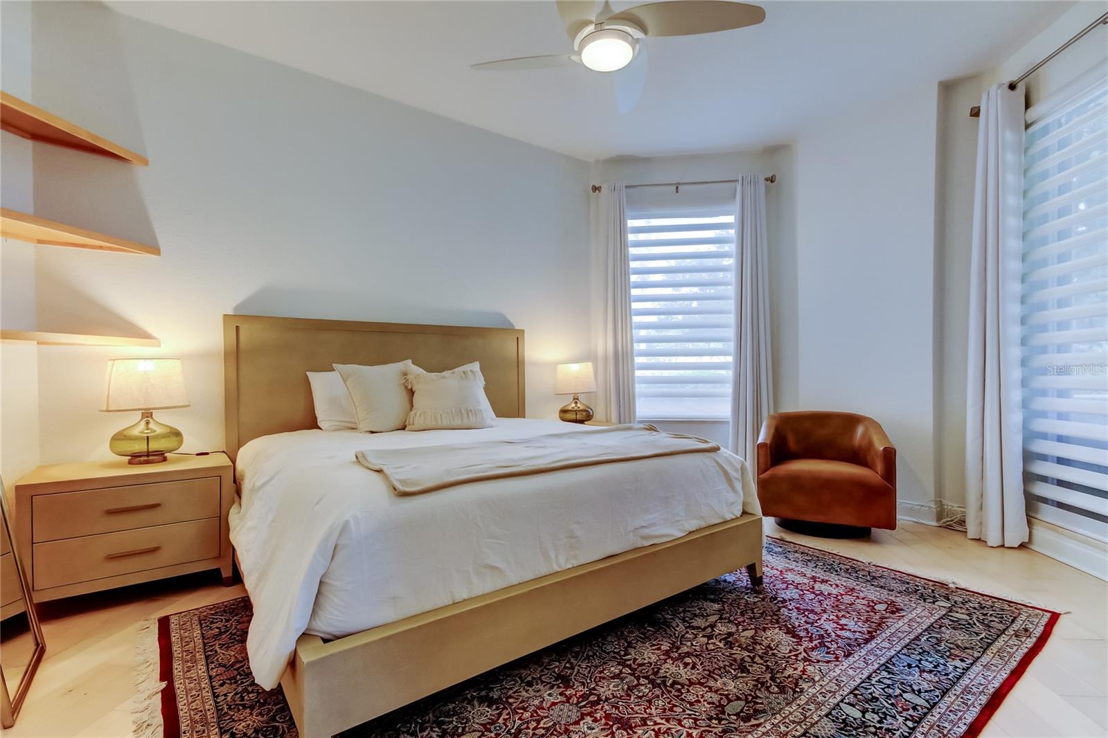 1200 GULF BLVD #101, CLEARWATER BEACH, FL, 33767