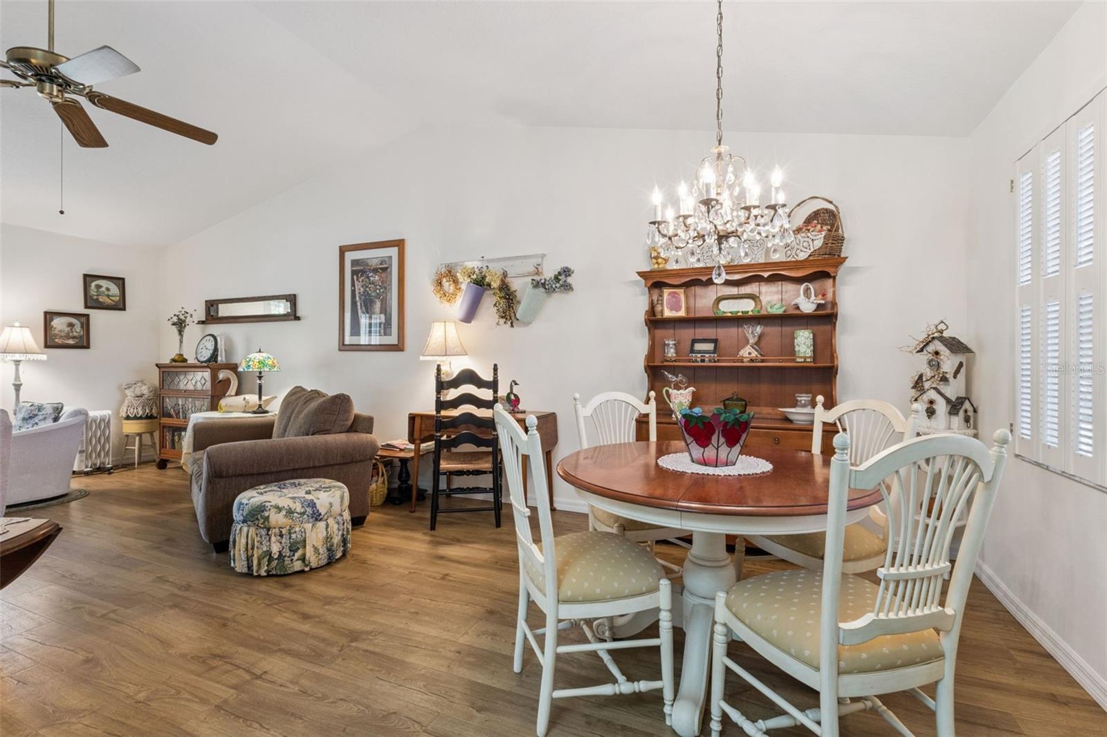 27110 RACQUET CIR, LEESBURG, FL, 34748
