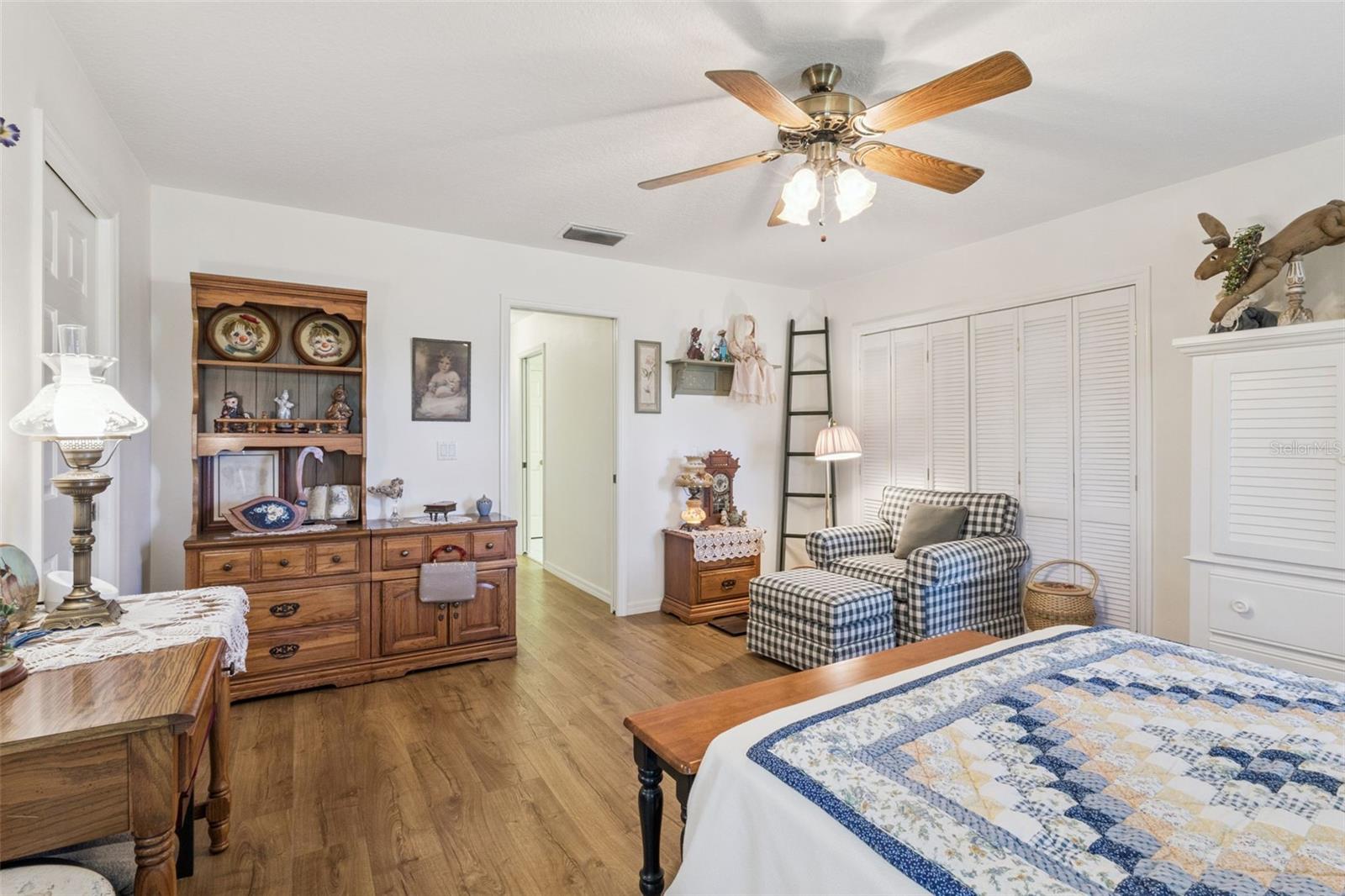 27110 RACQUET CIR, LEESBURG, FL, 34748
